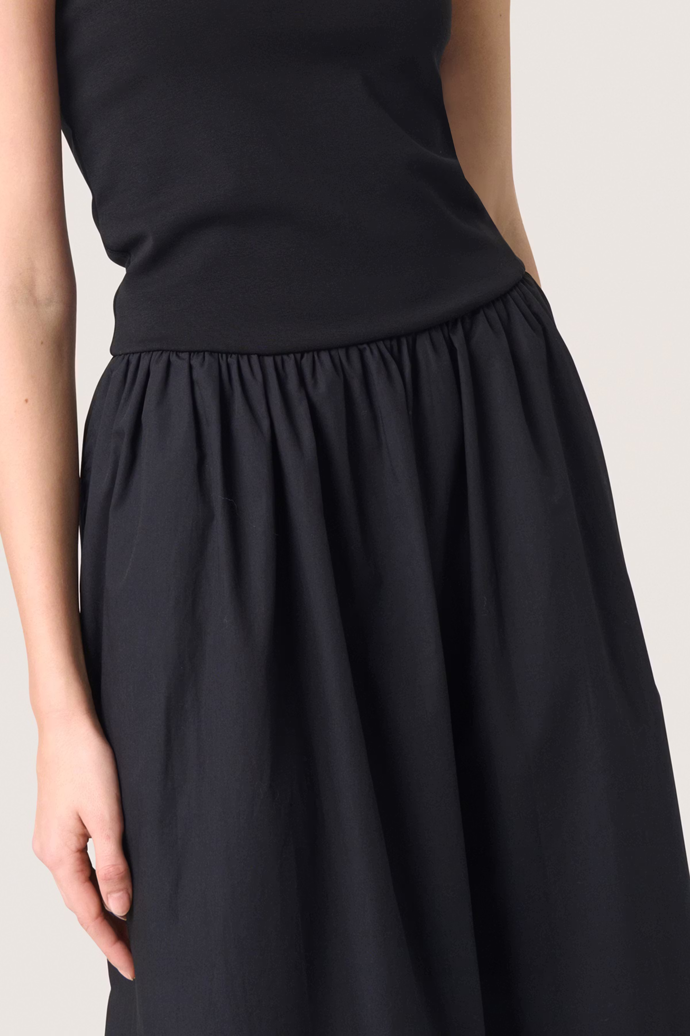 SLViola Kjole LOOKBOOK DETAIL 30408399-194008