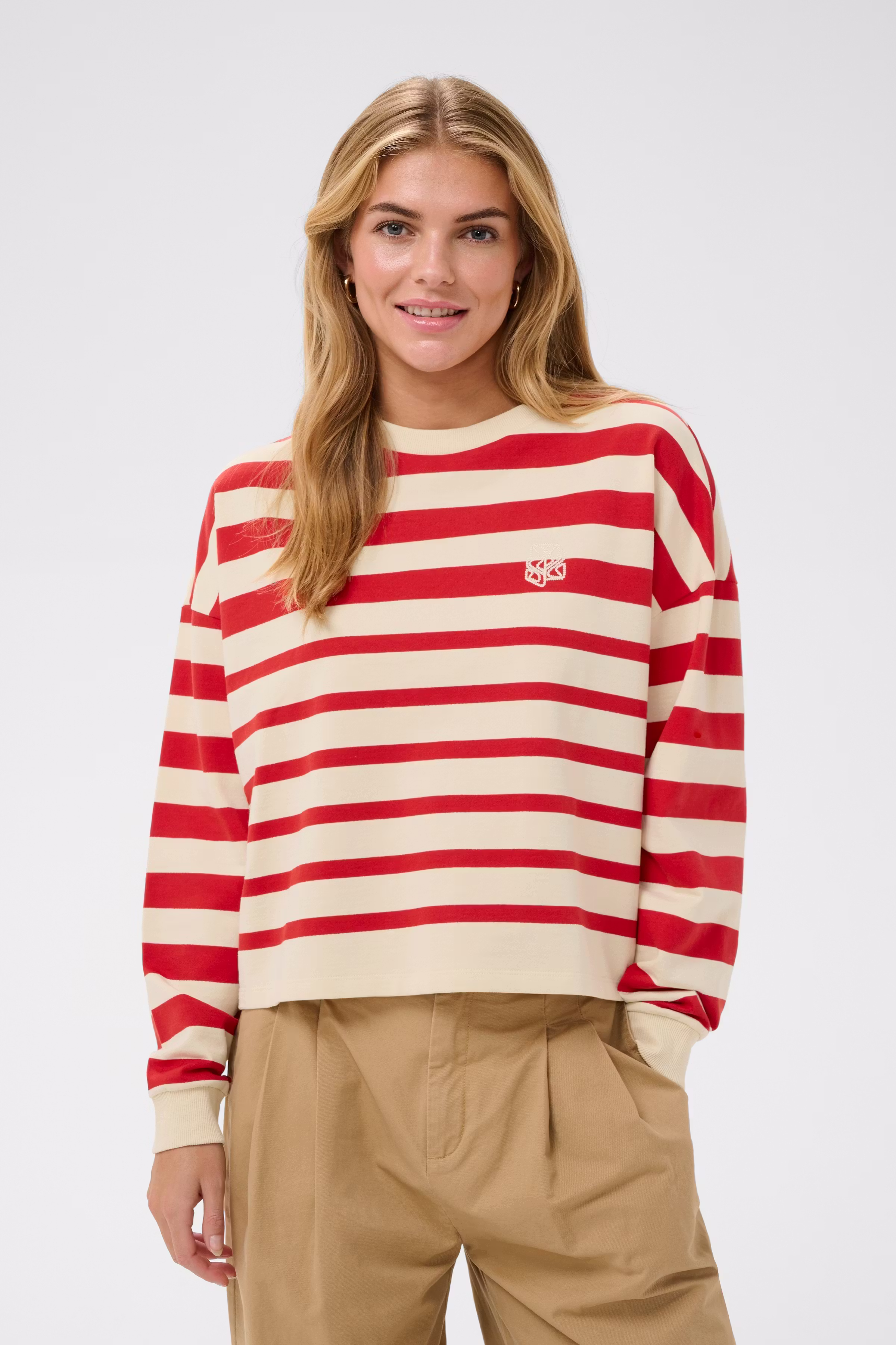 PhileneSZ Sweatshirt LOOKBOOK FRONT 30514899-304820