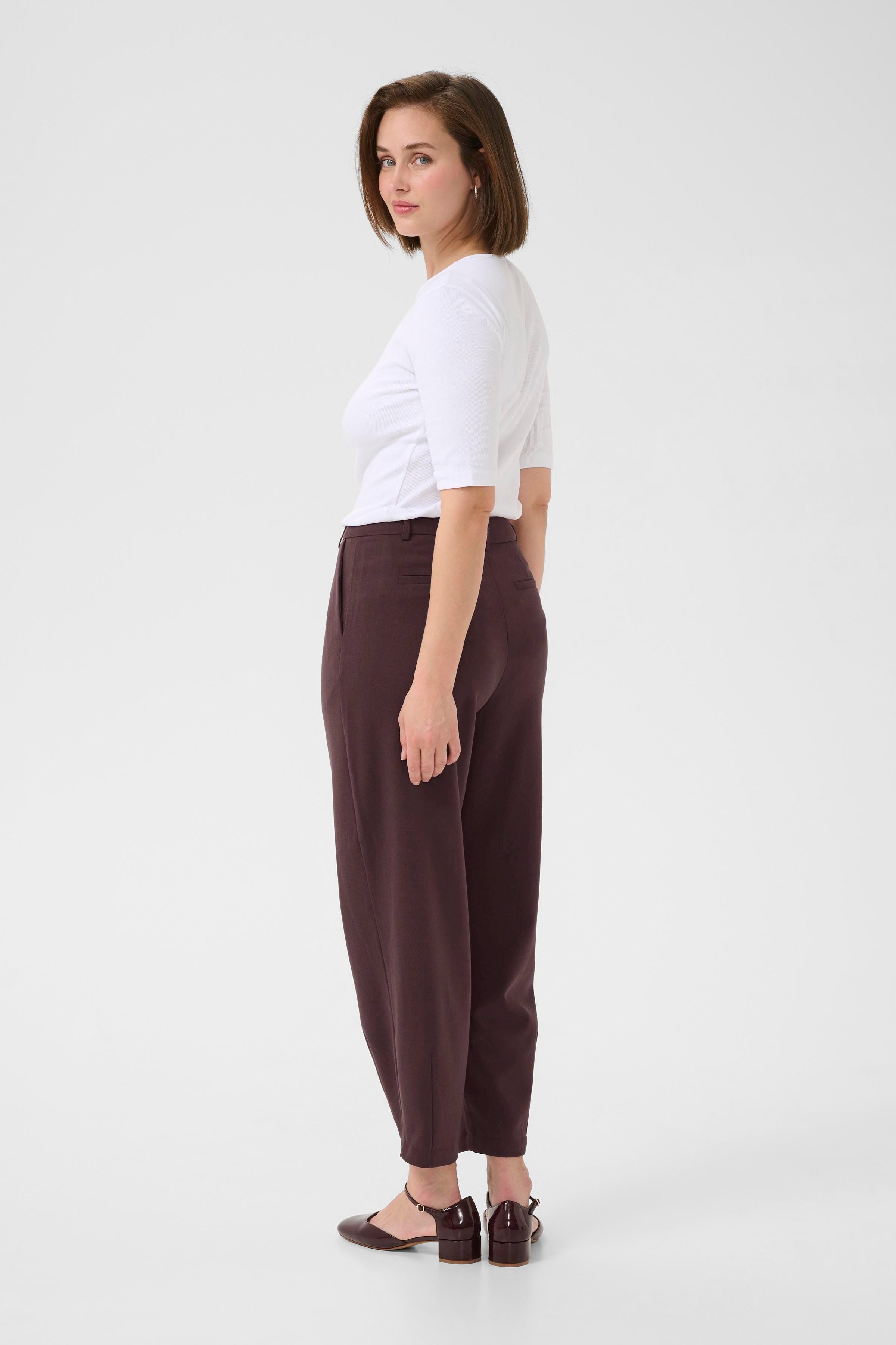 KAmerle Trousers LOOKBOOK BACK 10504769-191619