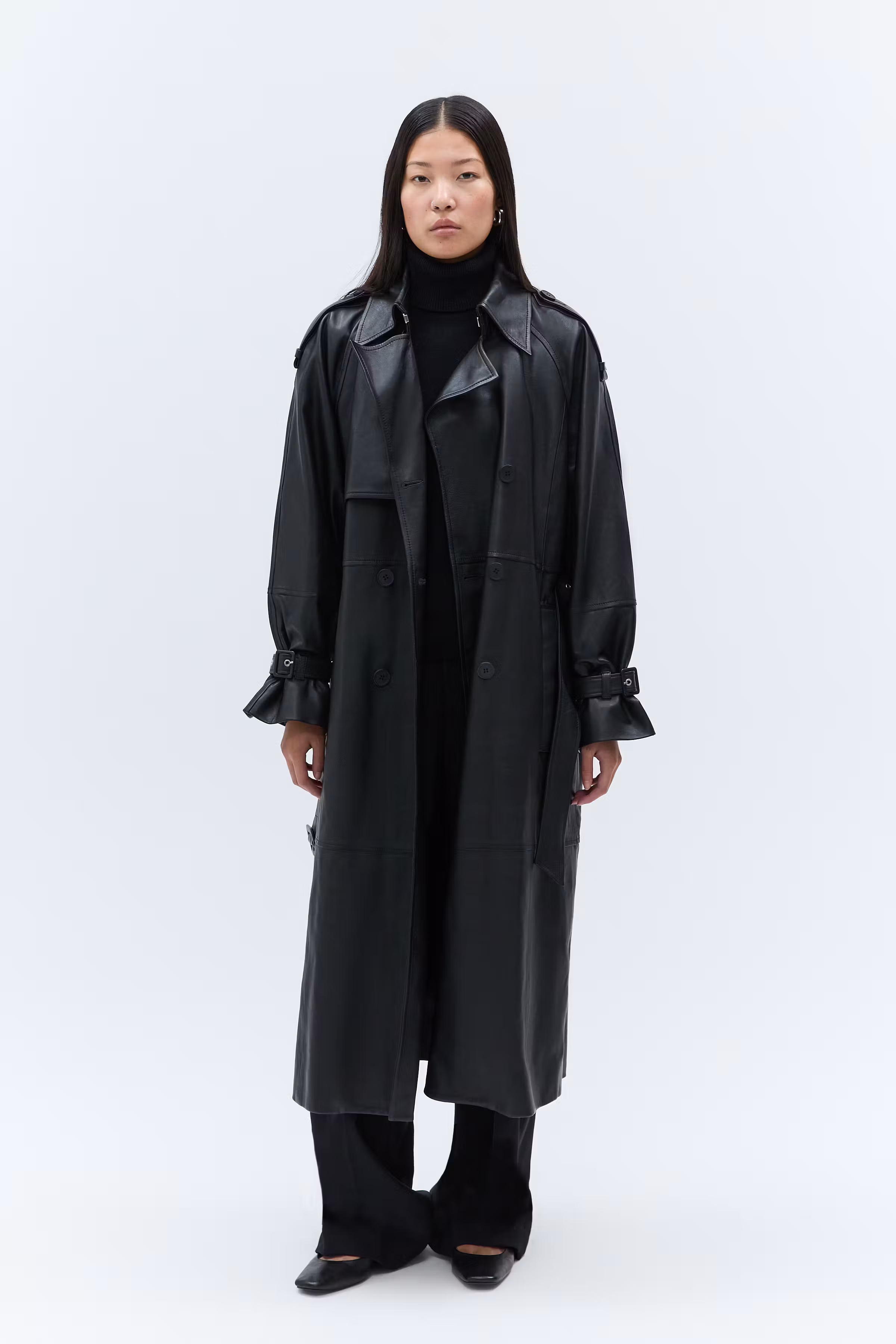 IOLINDA Outerwear LOOKBOOK FRONT 30600685-BK999