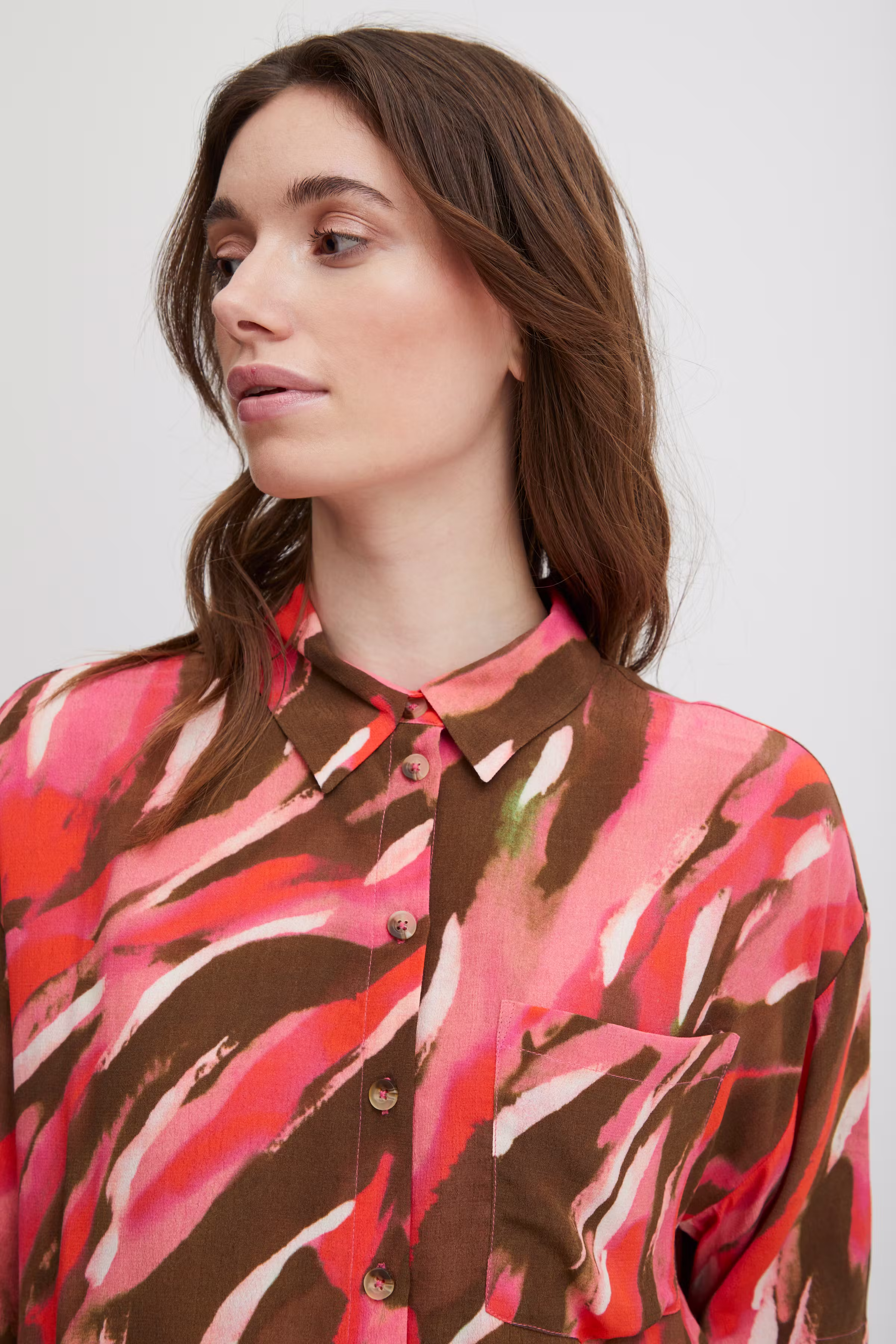 FRKAIYA Skjorta LOOKBOOK DETAIL 20611921-201839