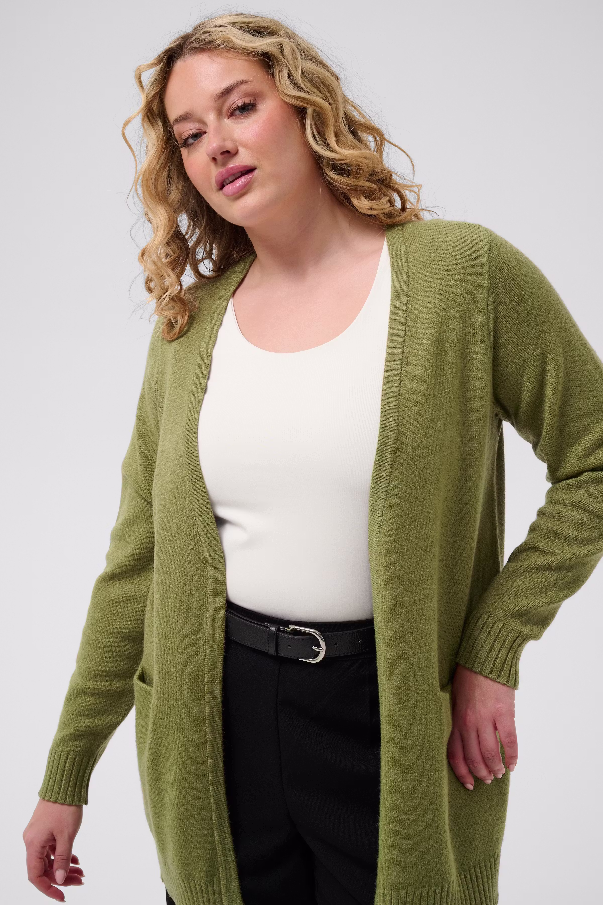 KCalianna Cardigan LOOKBOOK DETAIL 10583907-1706201