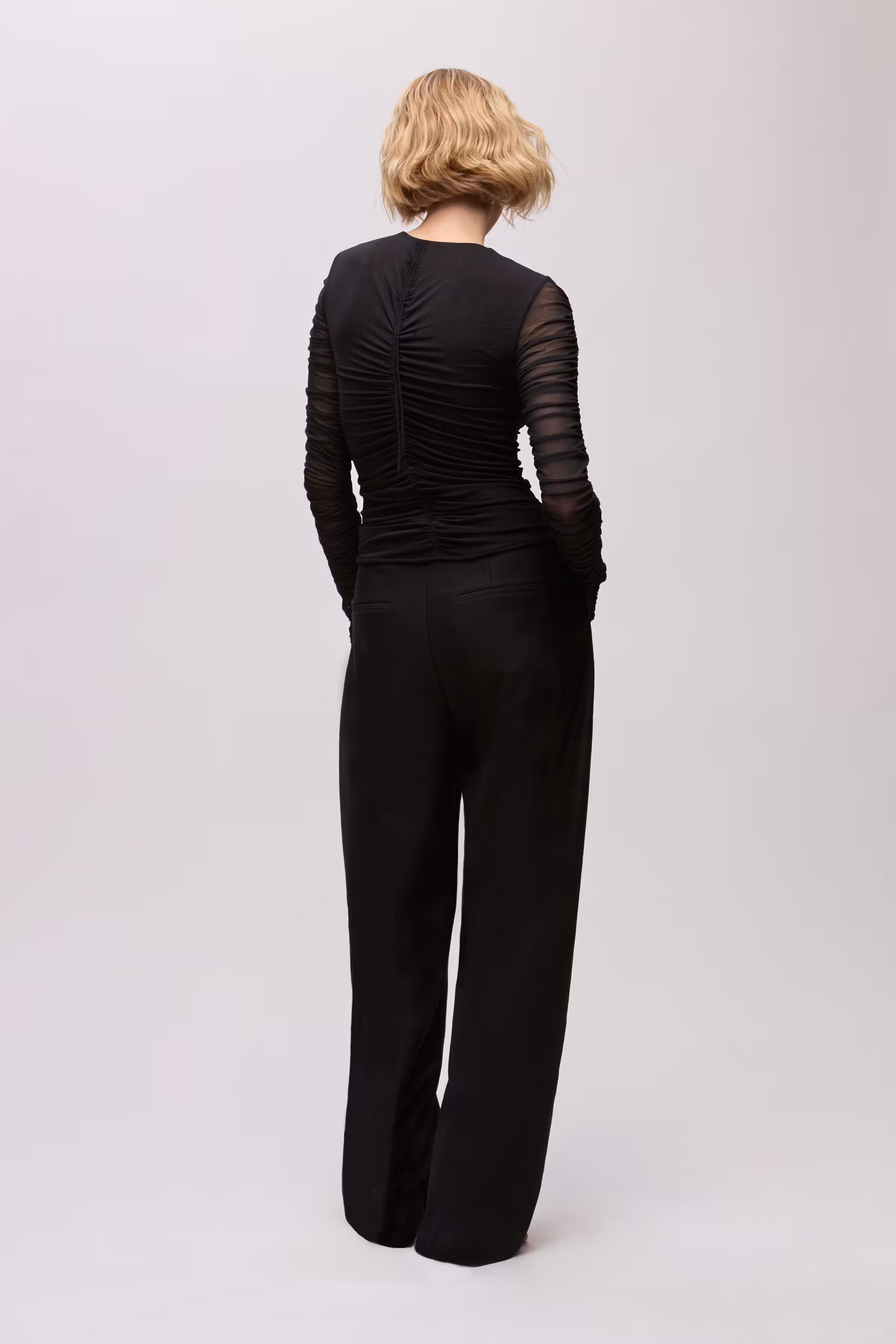 IOFatou Blouse LOOKBOOK BACK 30600080-BK999