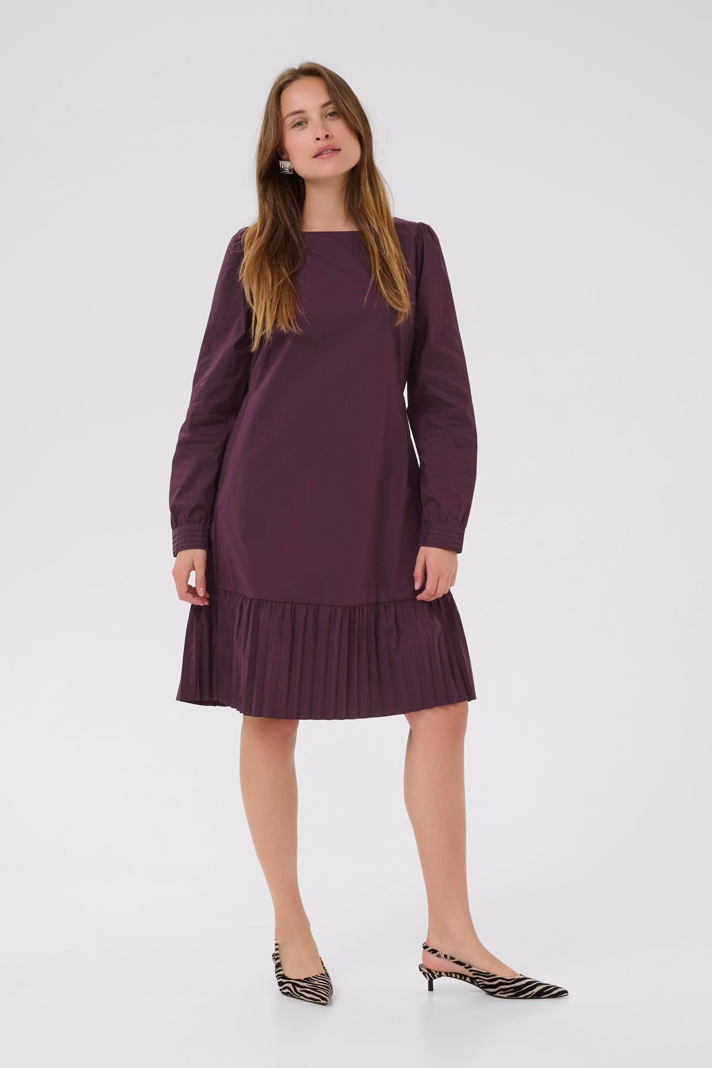 CUbeate Kleid LOOKBOOK FRONT 50111419-192118