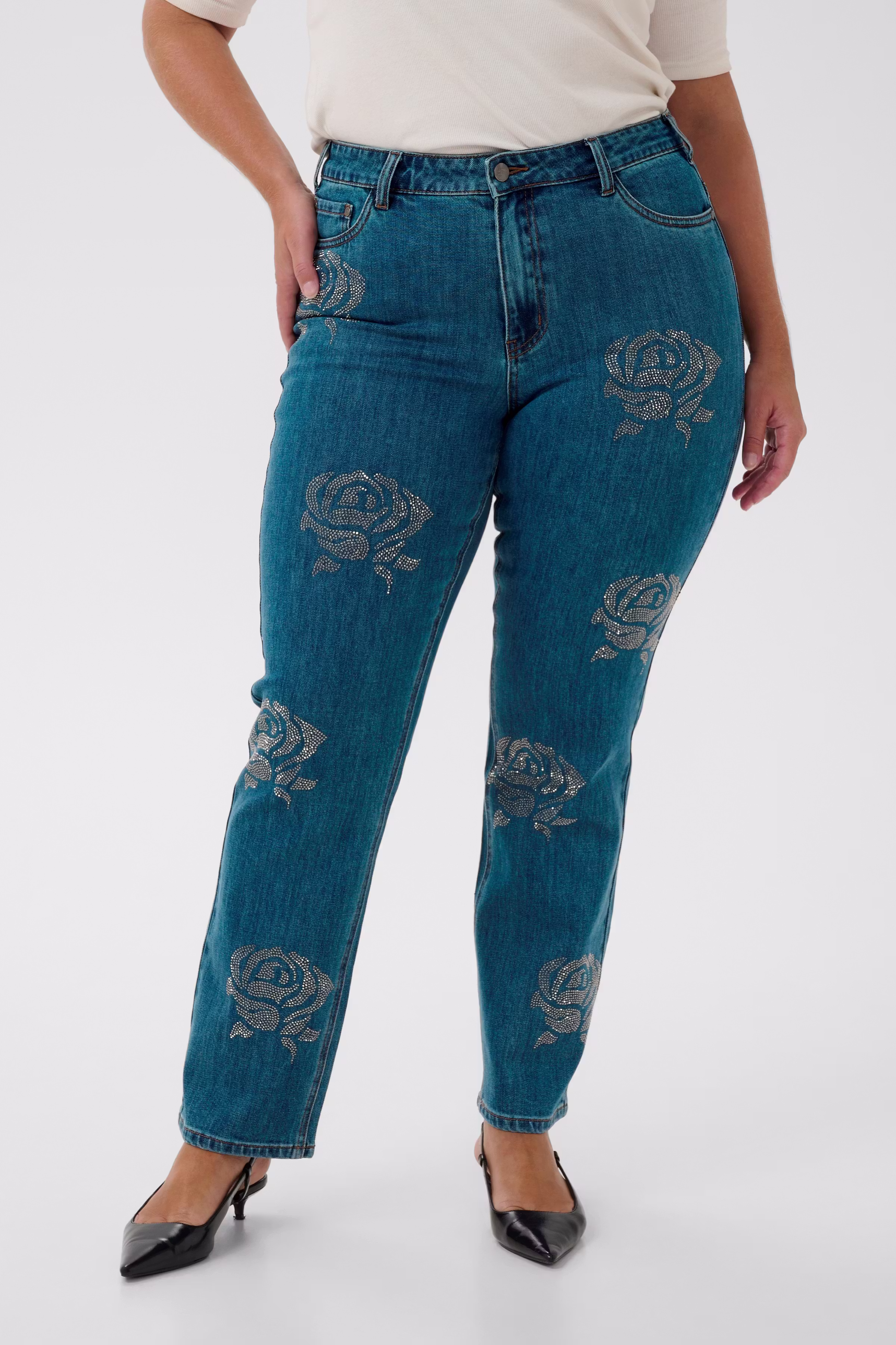 KCastelia Jeans LOOKBOOK FRONT 10584285-109470