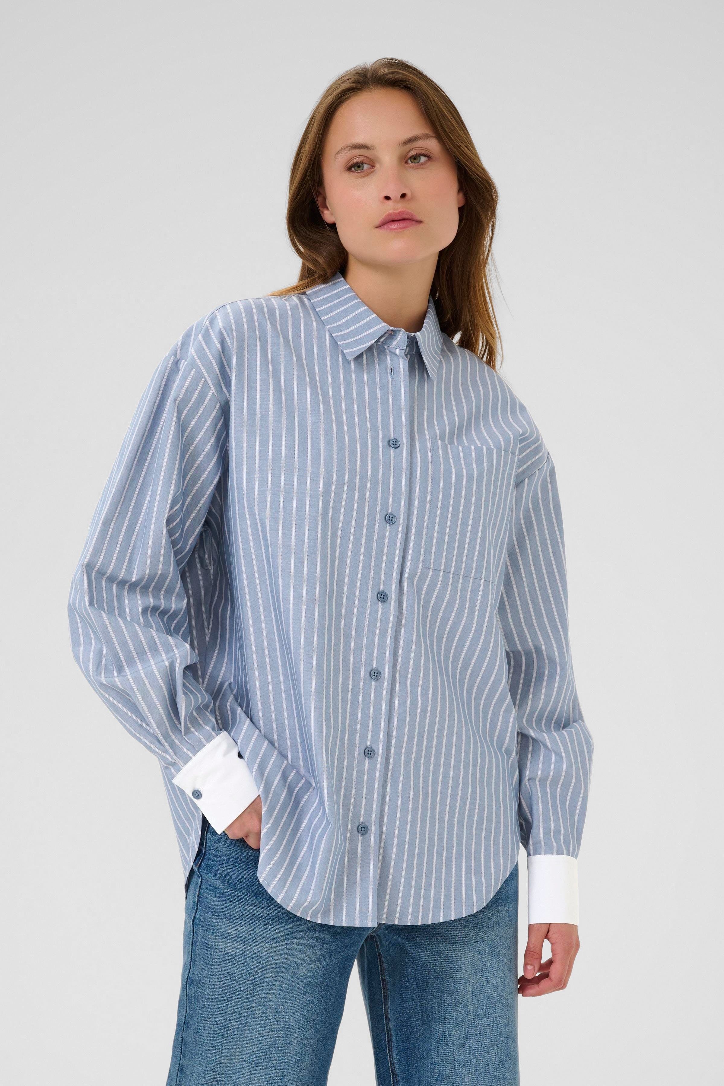 KAmilina Shirt LOOKBOOK FRONT 10510642-108274
