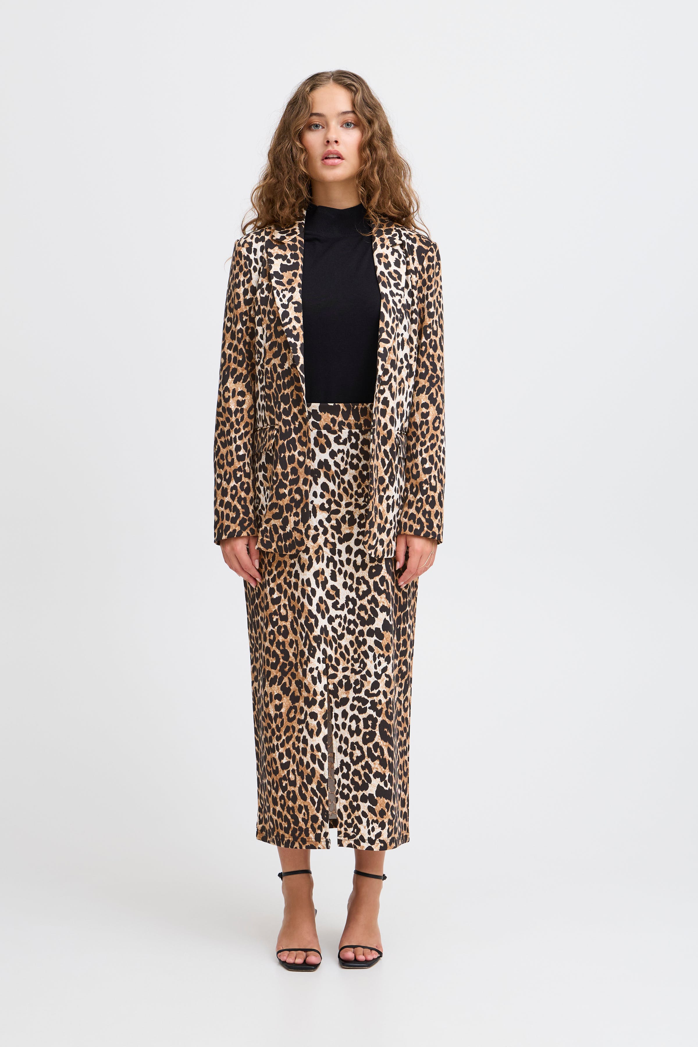 IXKATE Rok LOOKBOOK FRONT 20123589-205020