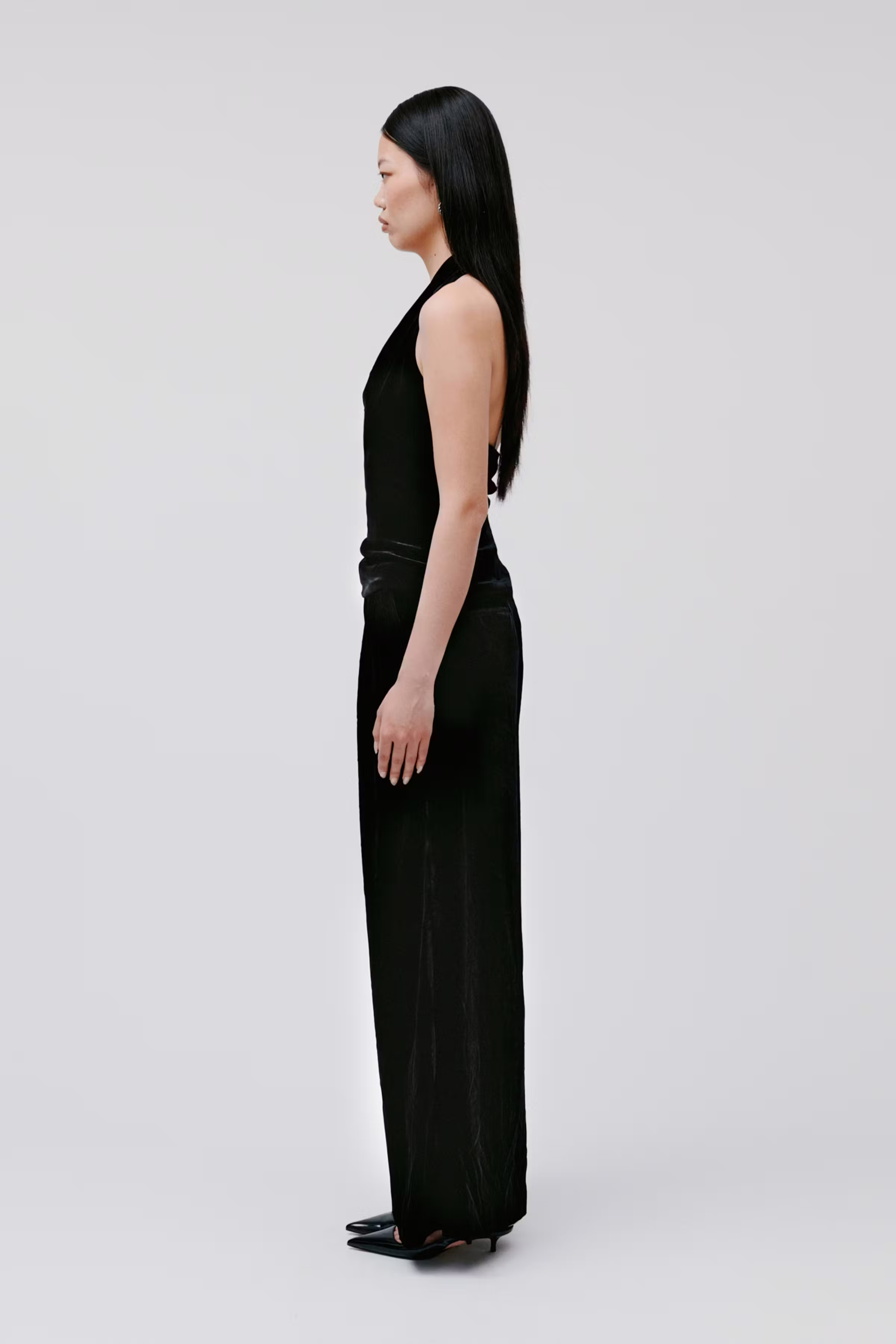 TANSY Top LOOKBOOK FRONT 30600739-BK999