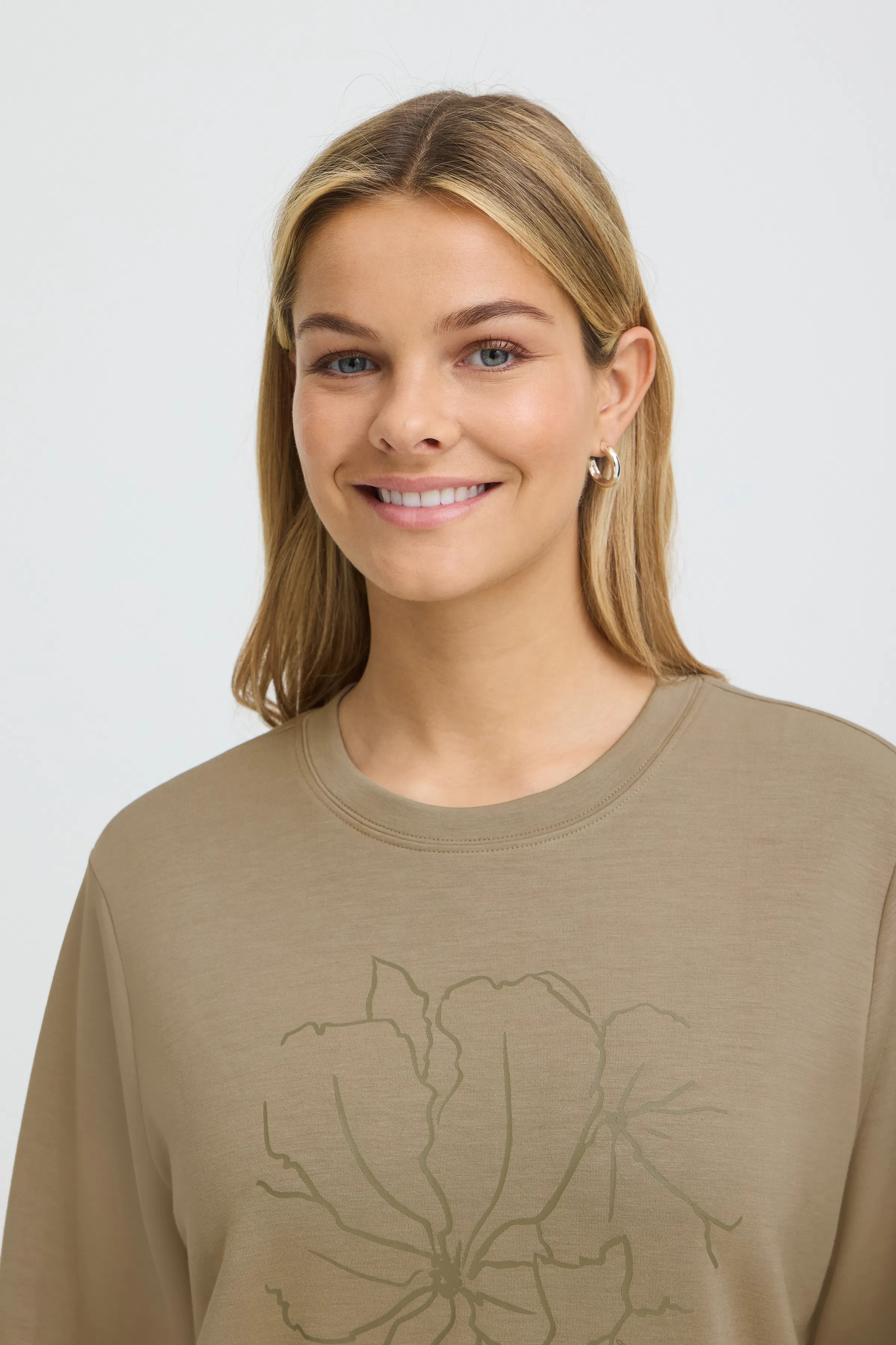 FRAURORA T-shirt LOOKBOOK DETAIL 20618310-900012308