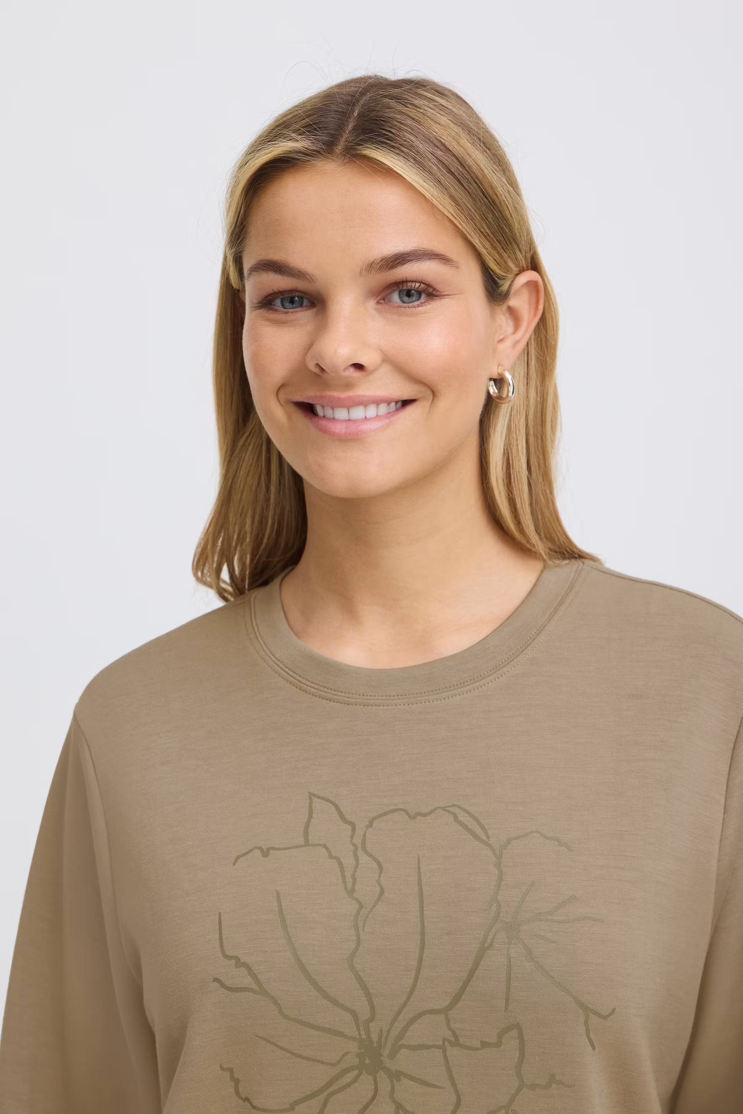 FRAURORA T-shirt LOOKBOOK DETAIL 20618310-900012308