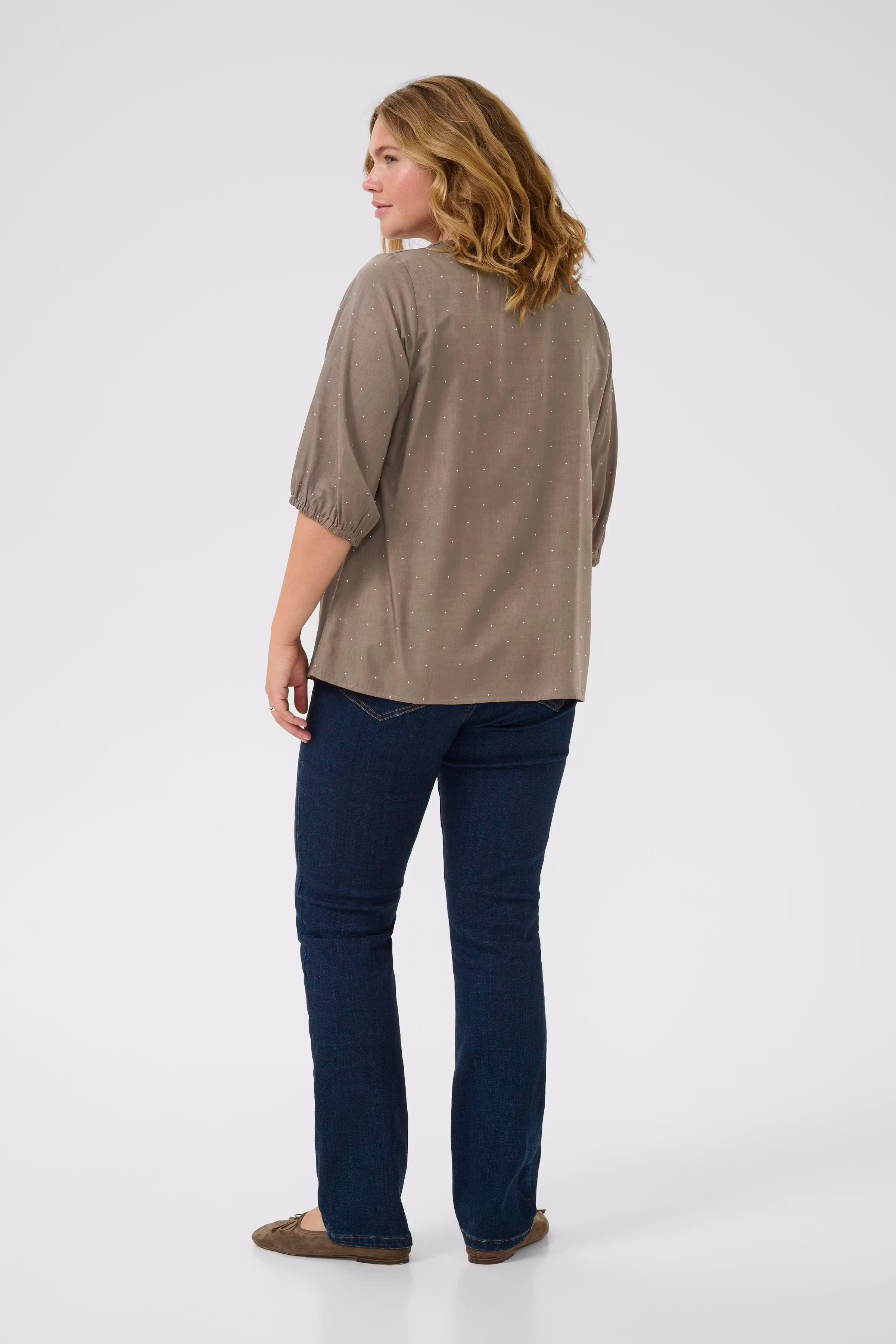 KCada Blouse LOOKBOOK BACK 10583844-190808