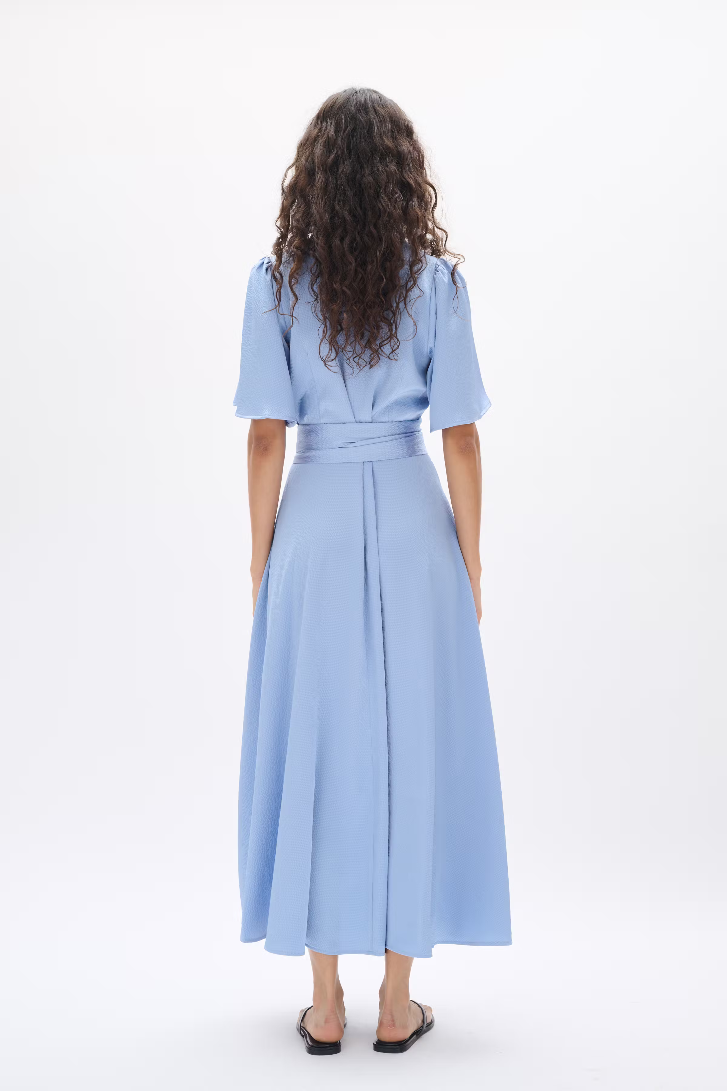 SendraIW Dress LOOKBOOK BACK 30111079-153919