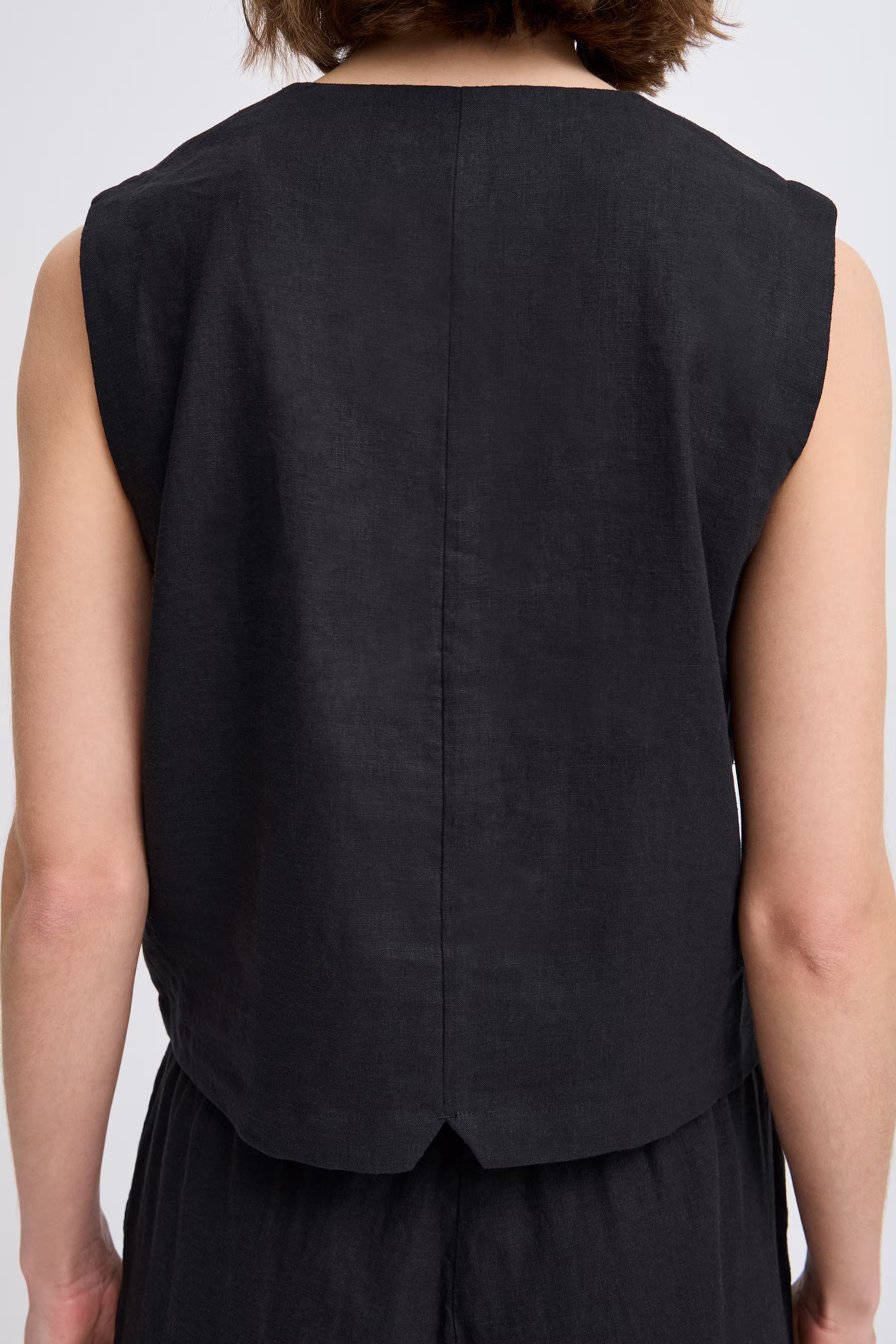 BYFALAKKA Waistcoat LOOKBOOK DETAIL 20816601-200451