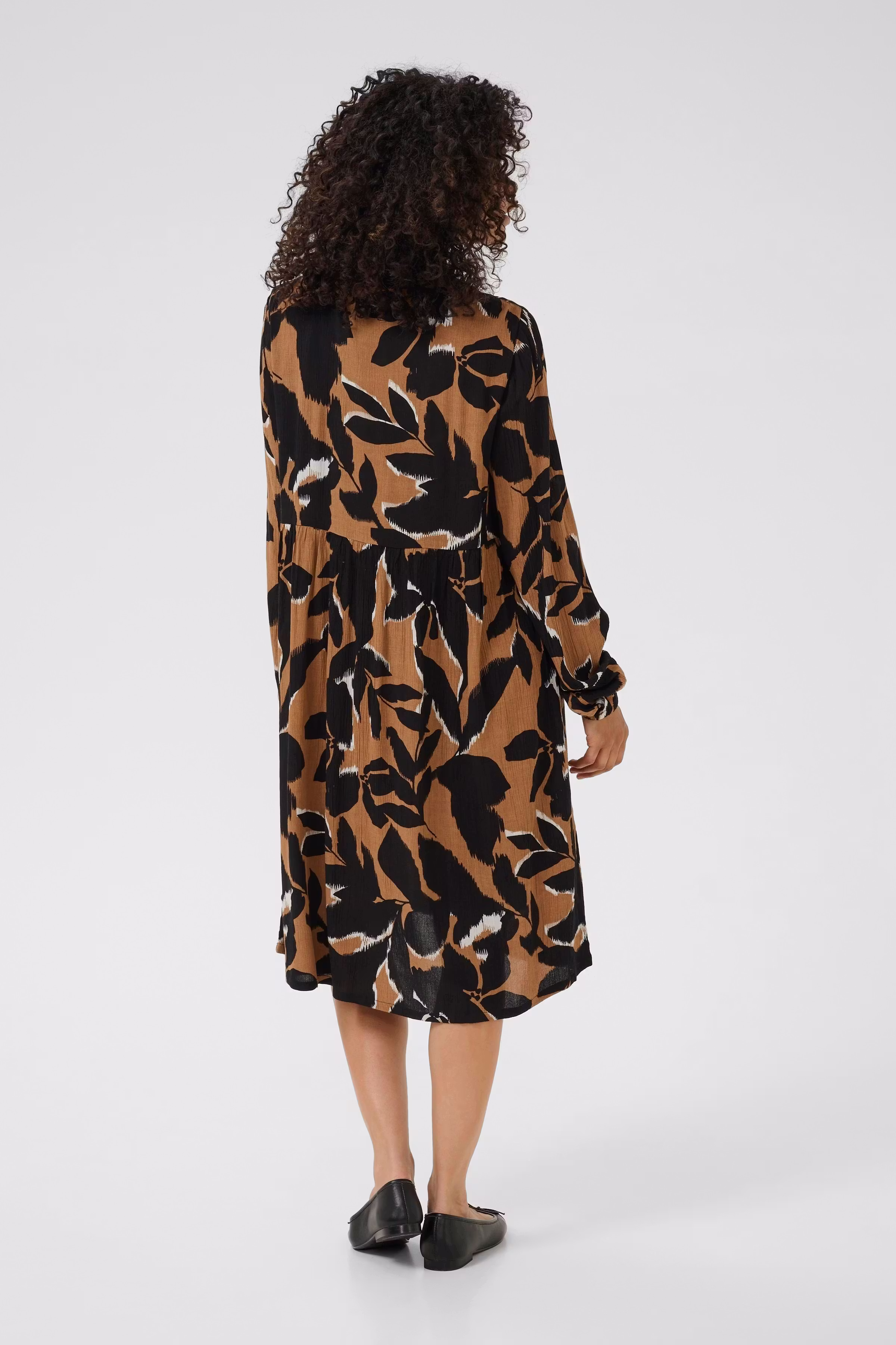 KAlisette Dress LOOKBOOK BACK 10510736-108791