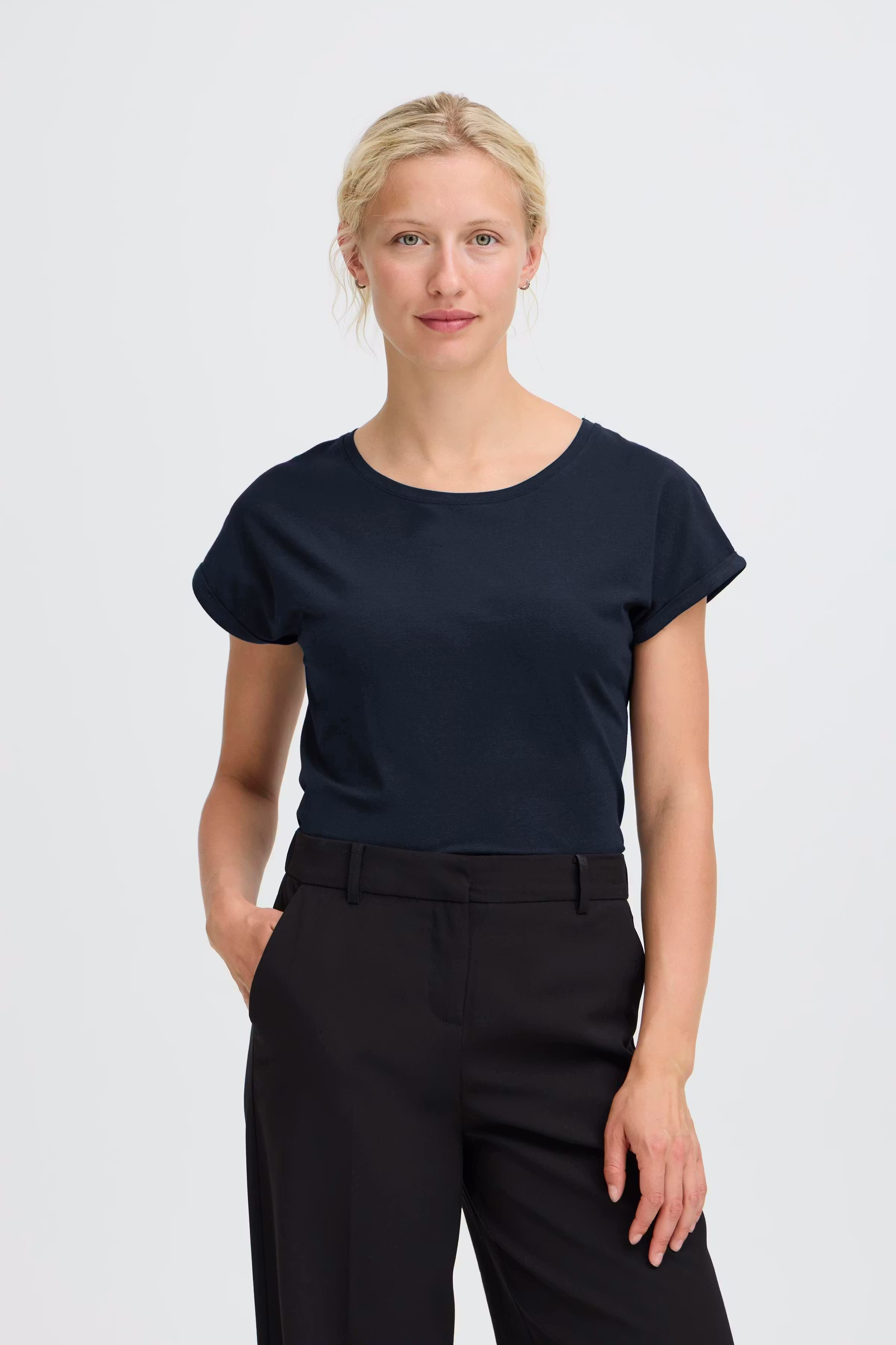 BYPamila T-shirt LOOKBOOK FRONT 20804205-80466