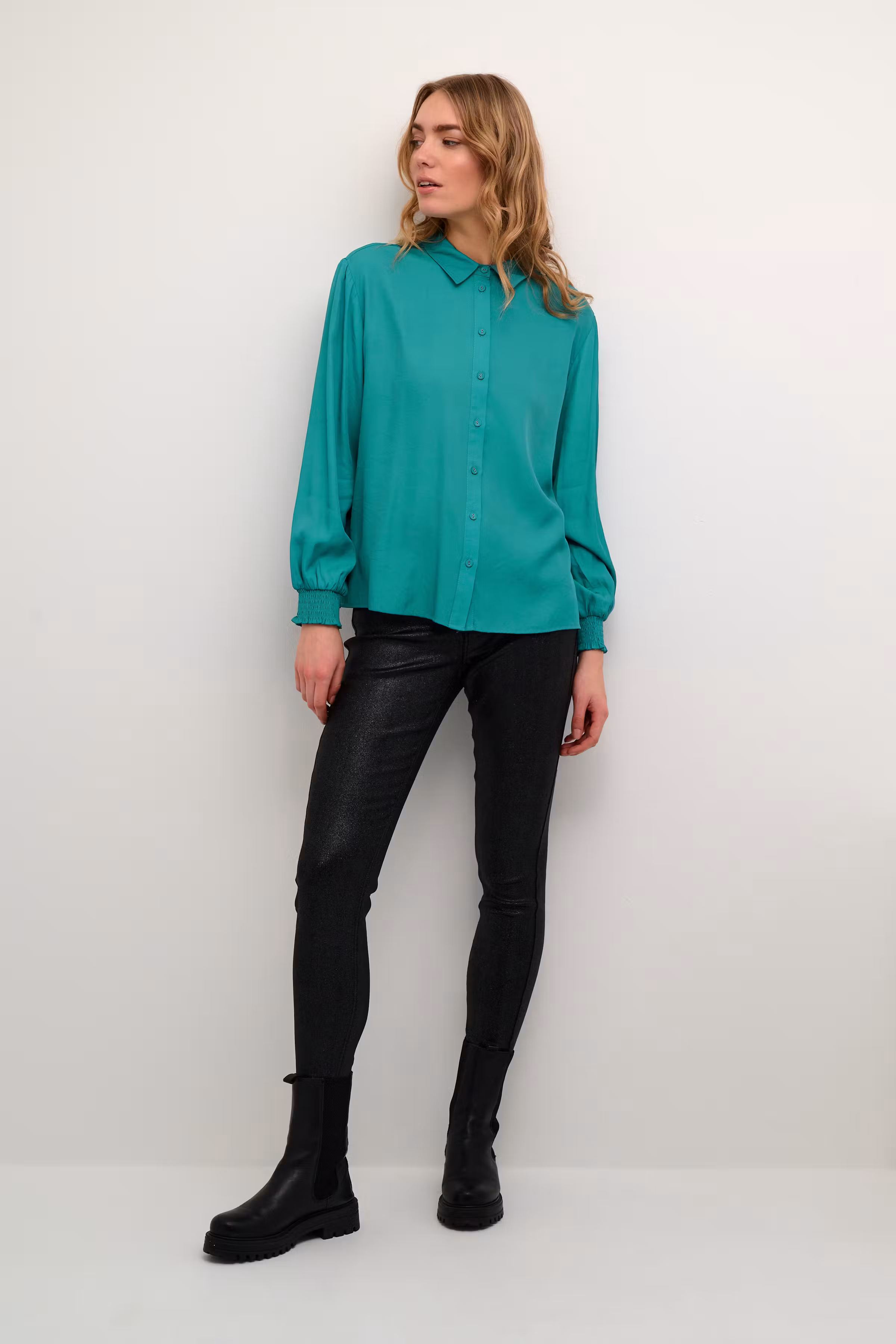 CRNola Skjorte LOOKBOOK FRONT 10611978-184936