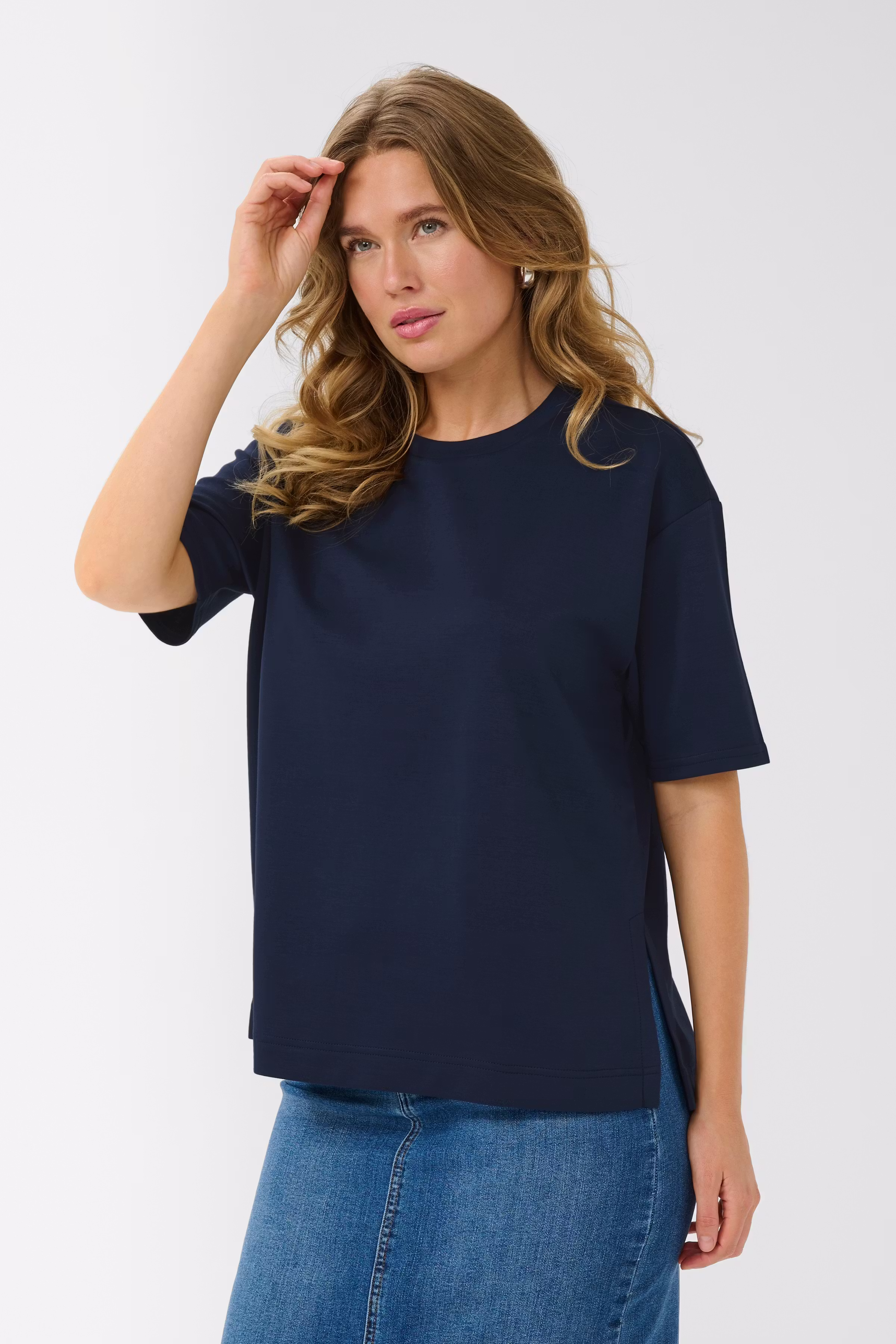 BPida Sweatshirt LOOKBOOK FRONT 10590968-107049B