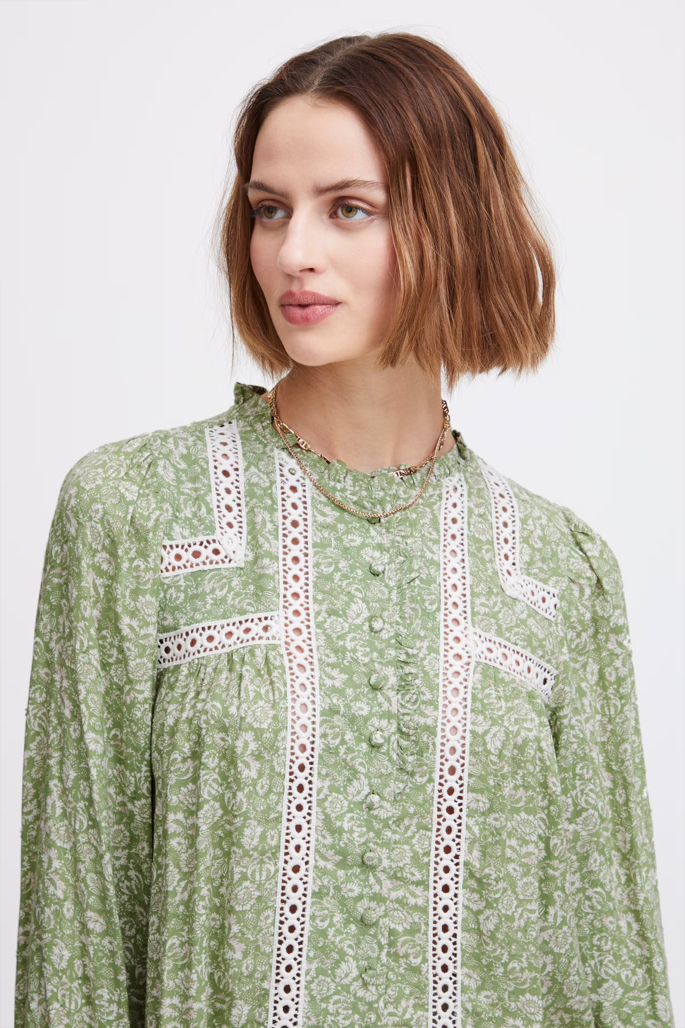 IRANTINA Hemd LOOKBOOK DETAIL 20120027-202613