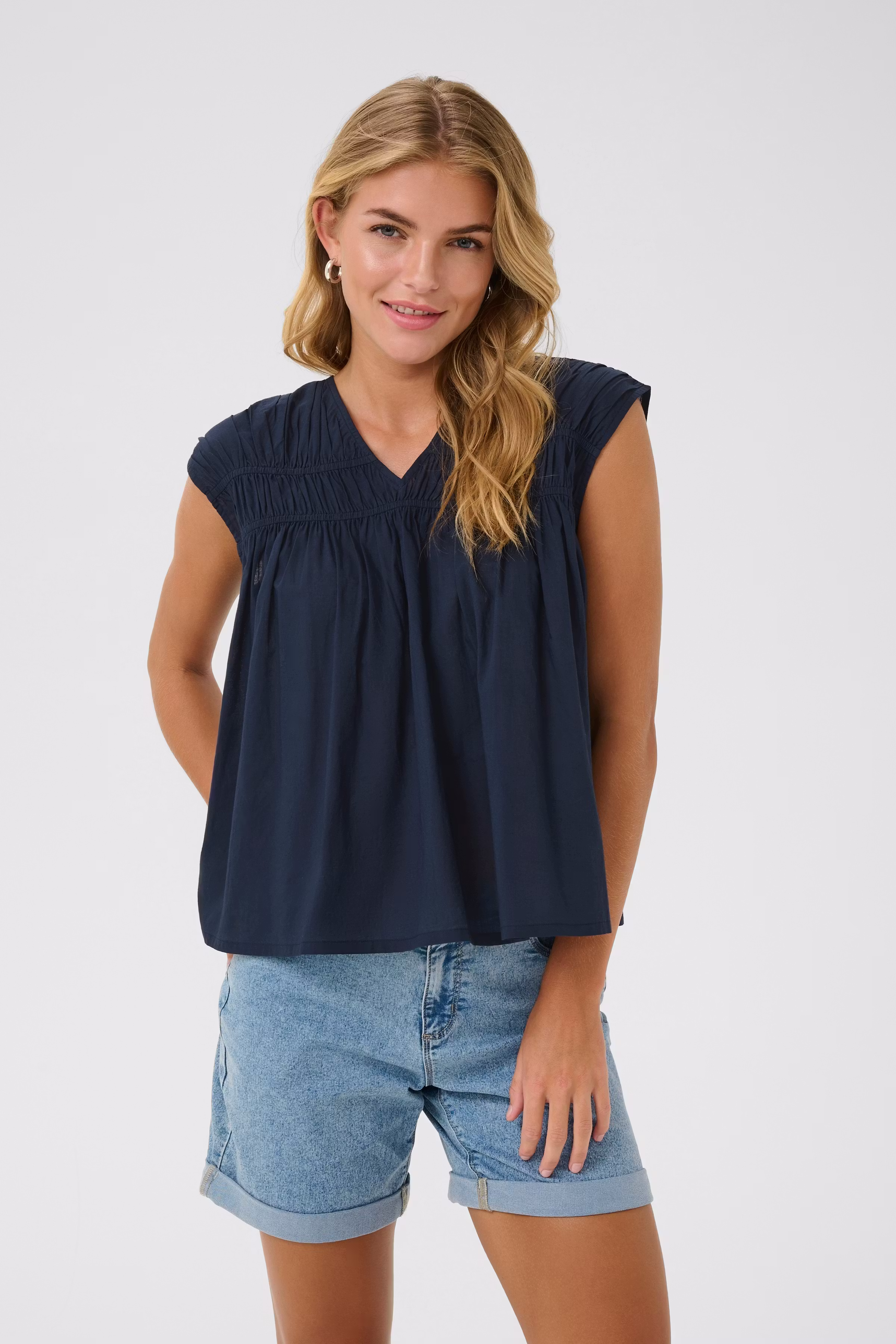 KAthua Blouse LOOKBOOK FRONT 10509987-194020