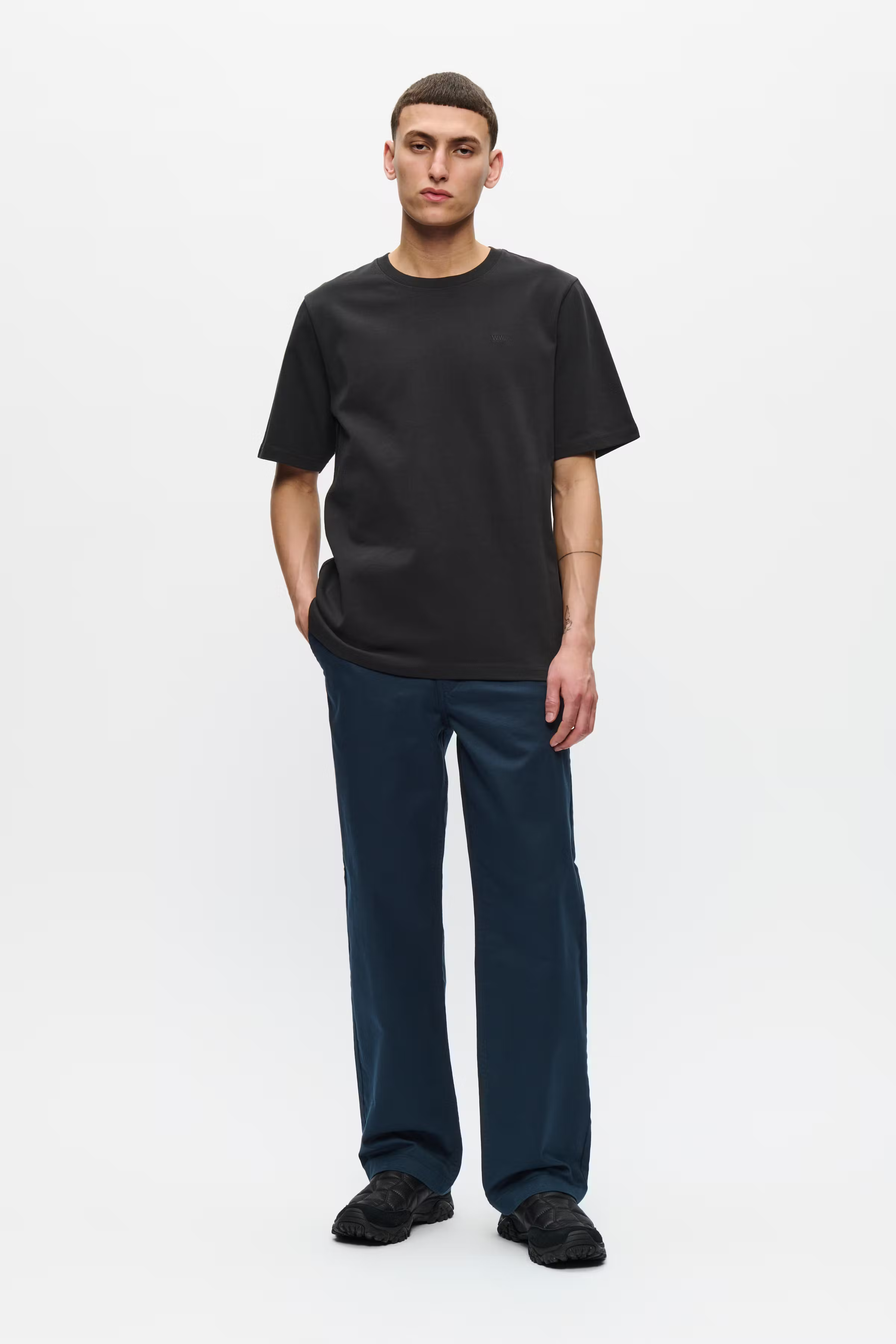 WWBobby T-shirt LOOKBOOK FRONT 30251550-303700