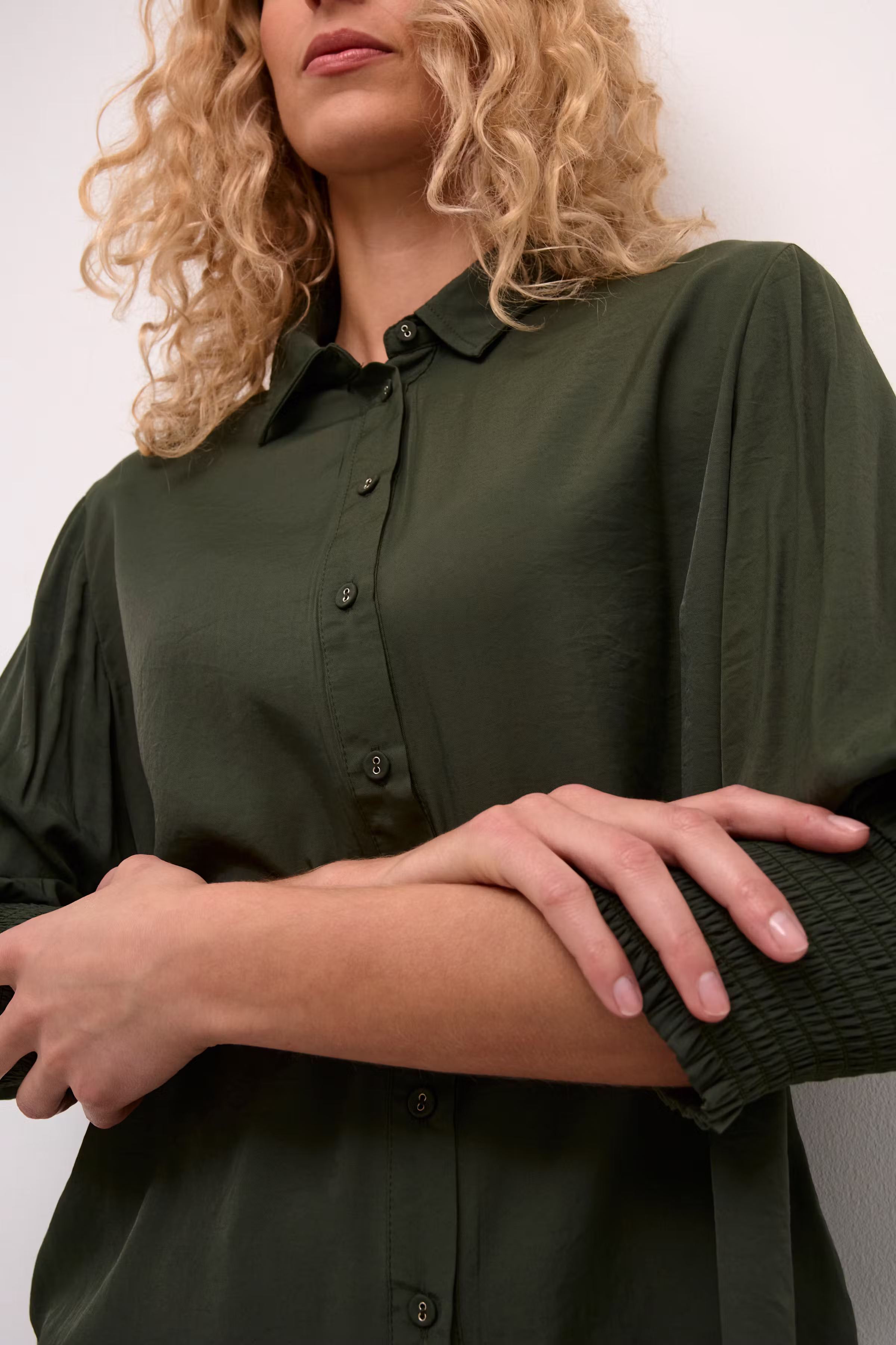 NolaCR Shirt LOOKBOOK DETAIL 10606063-190413