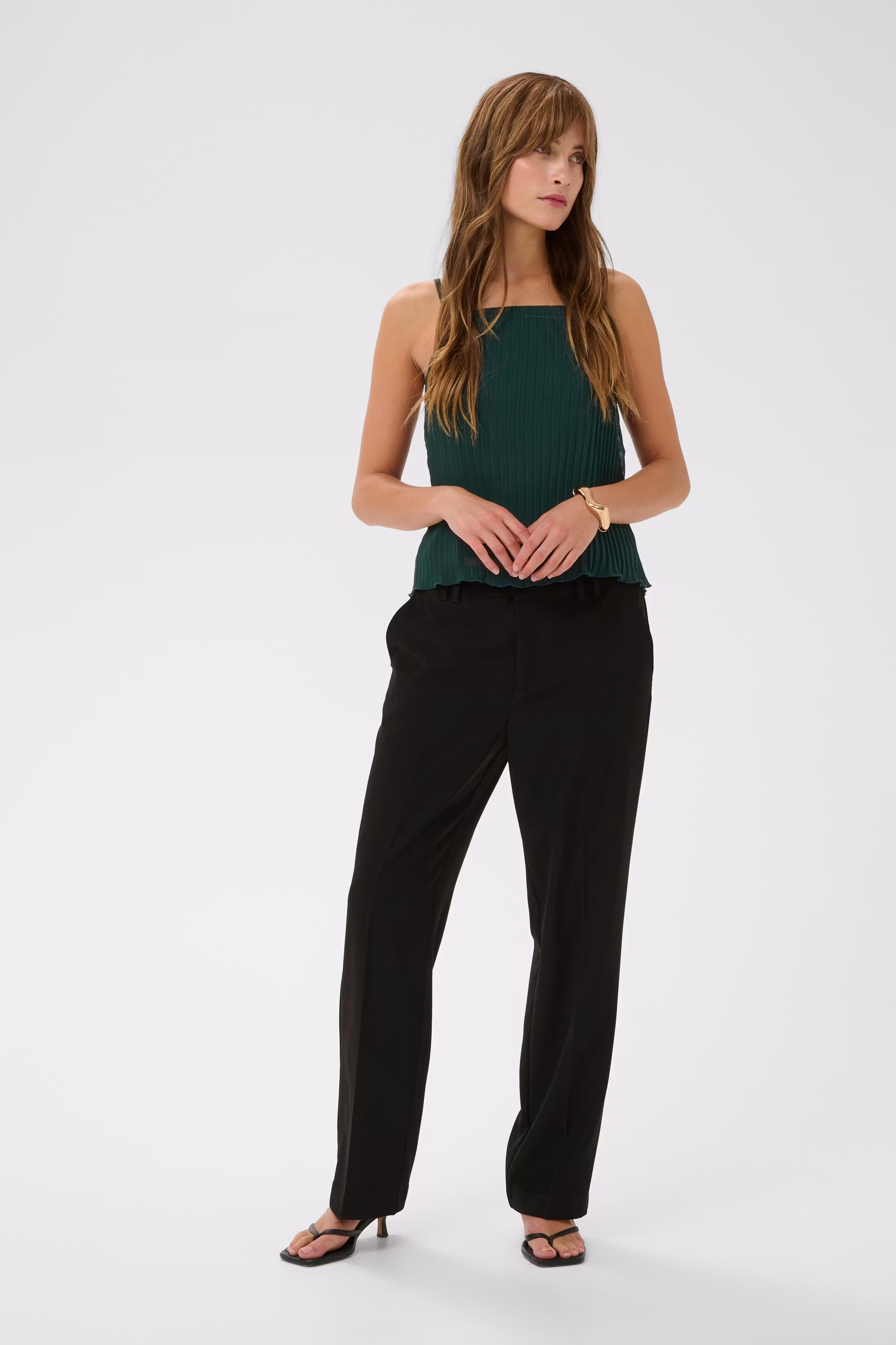 CUuni Plisseret top LOOKBOOK FRONT 50113512-195220