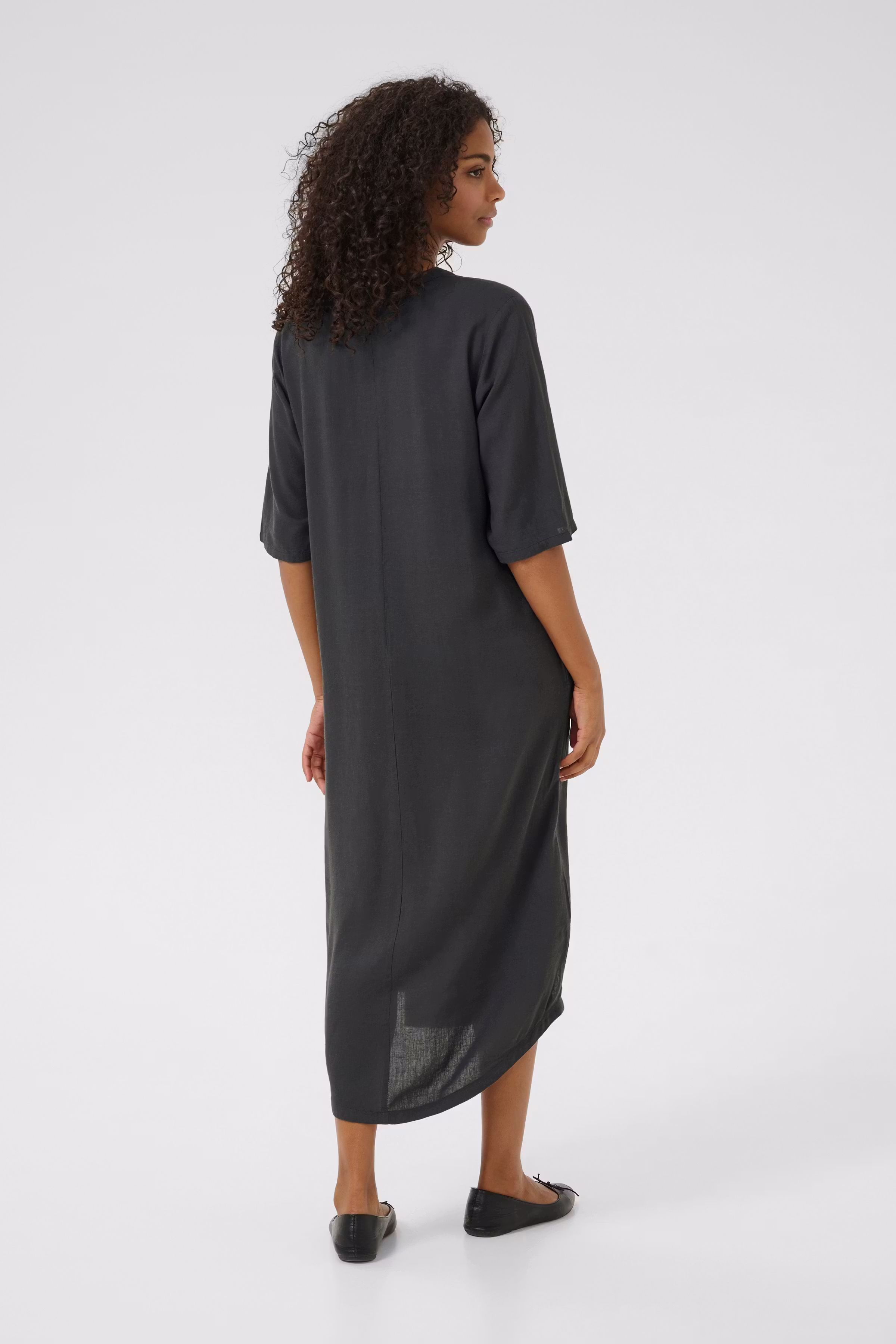 KAmilia Linnen jurk LOOKBOOK BACK 10508312-190205