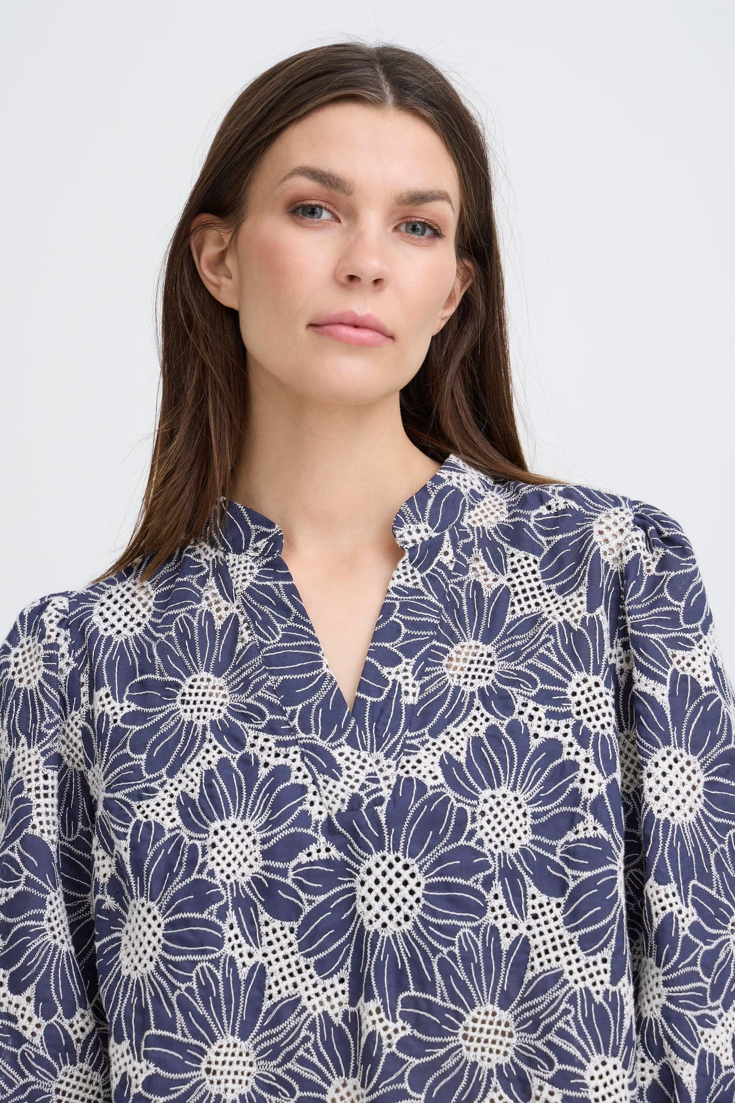PZADELE Blouse LOOKBOOK DETAIL 50210246-194020