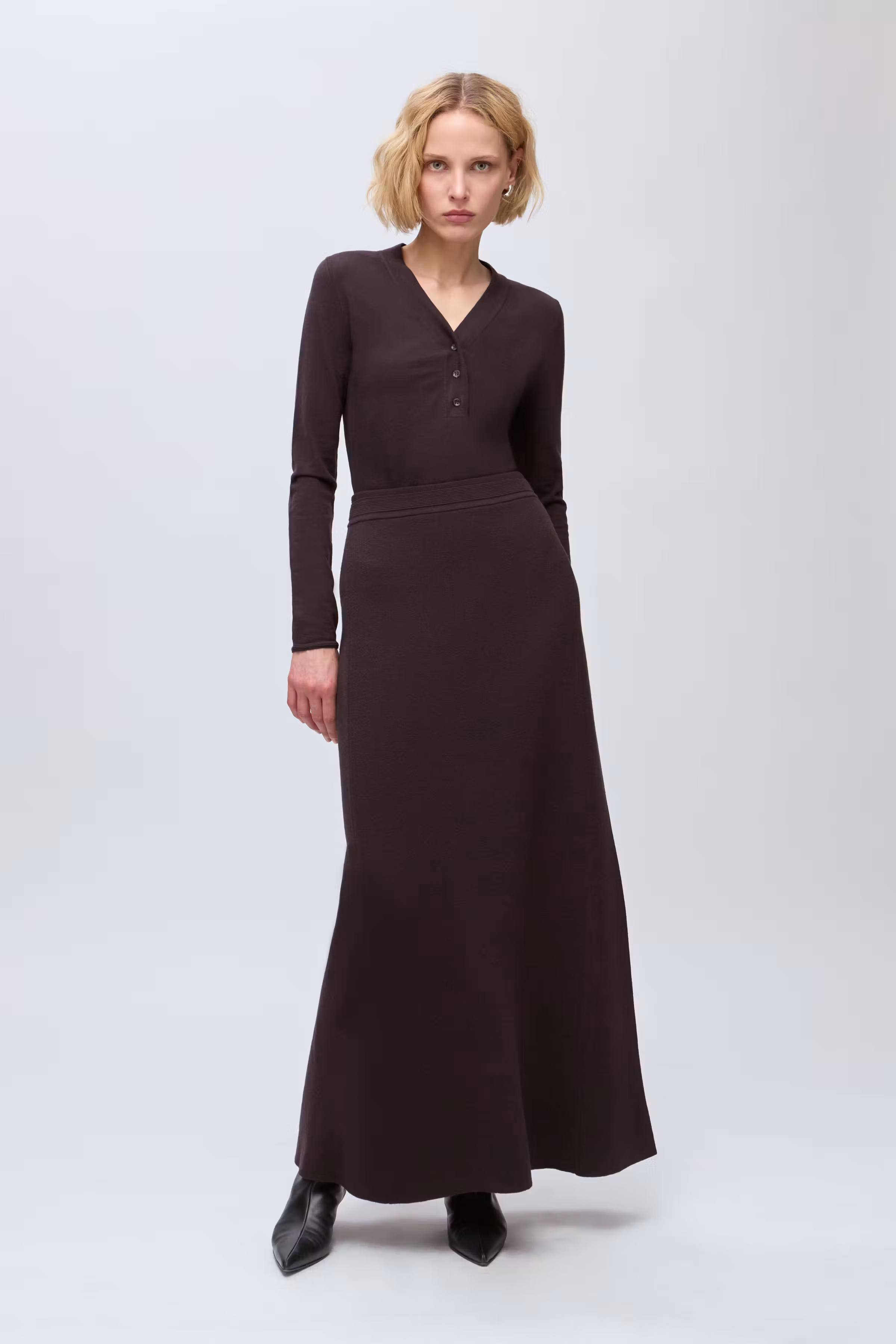 IOFinna Body LOOKBOOK FRONT 30600121-BR291