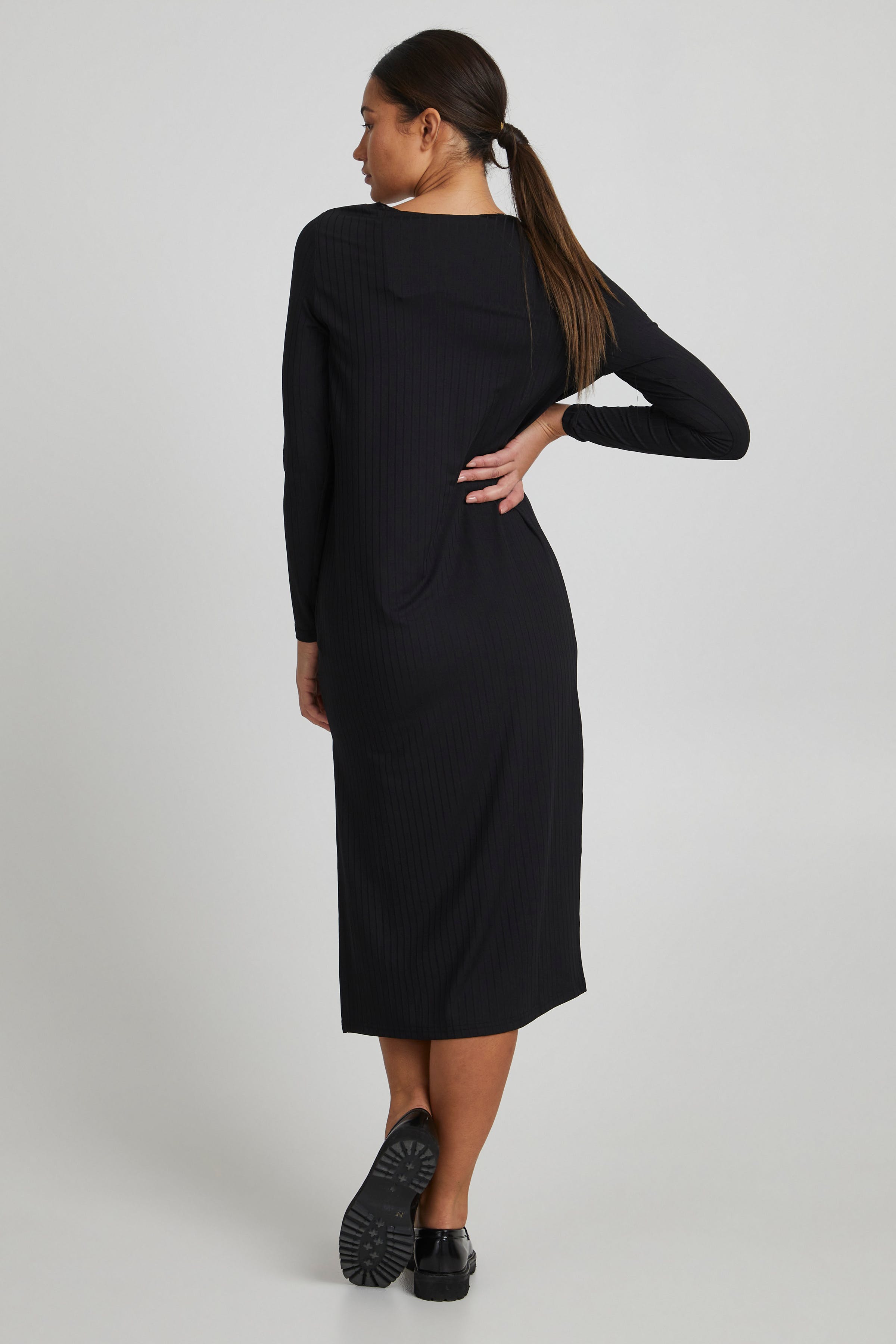 IXLINNA Kleid LOOKBOOK BACK 20117559-194008