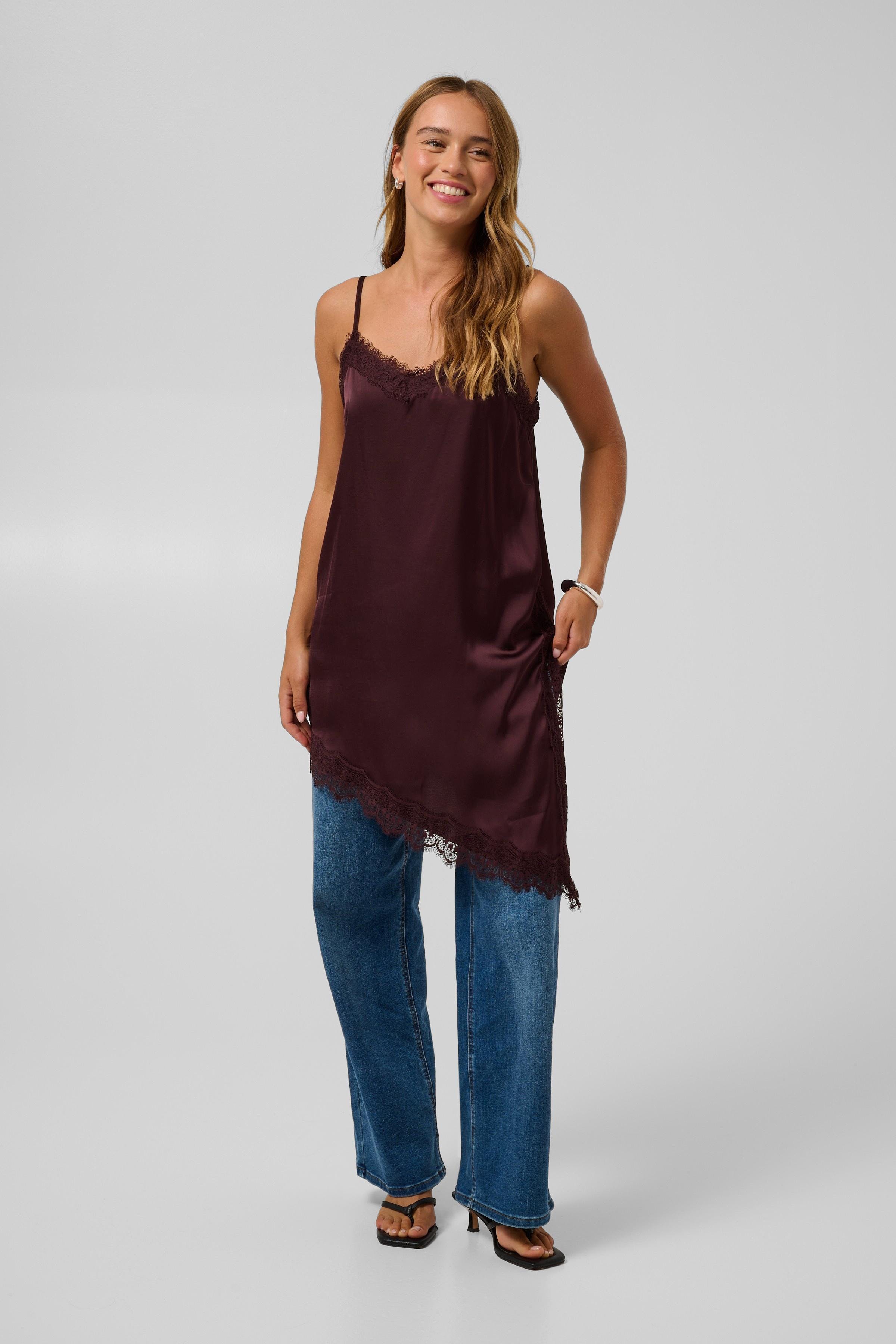KAmiala Blus LOOKBOOK FRONT 10512587-191619