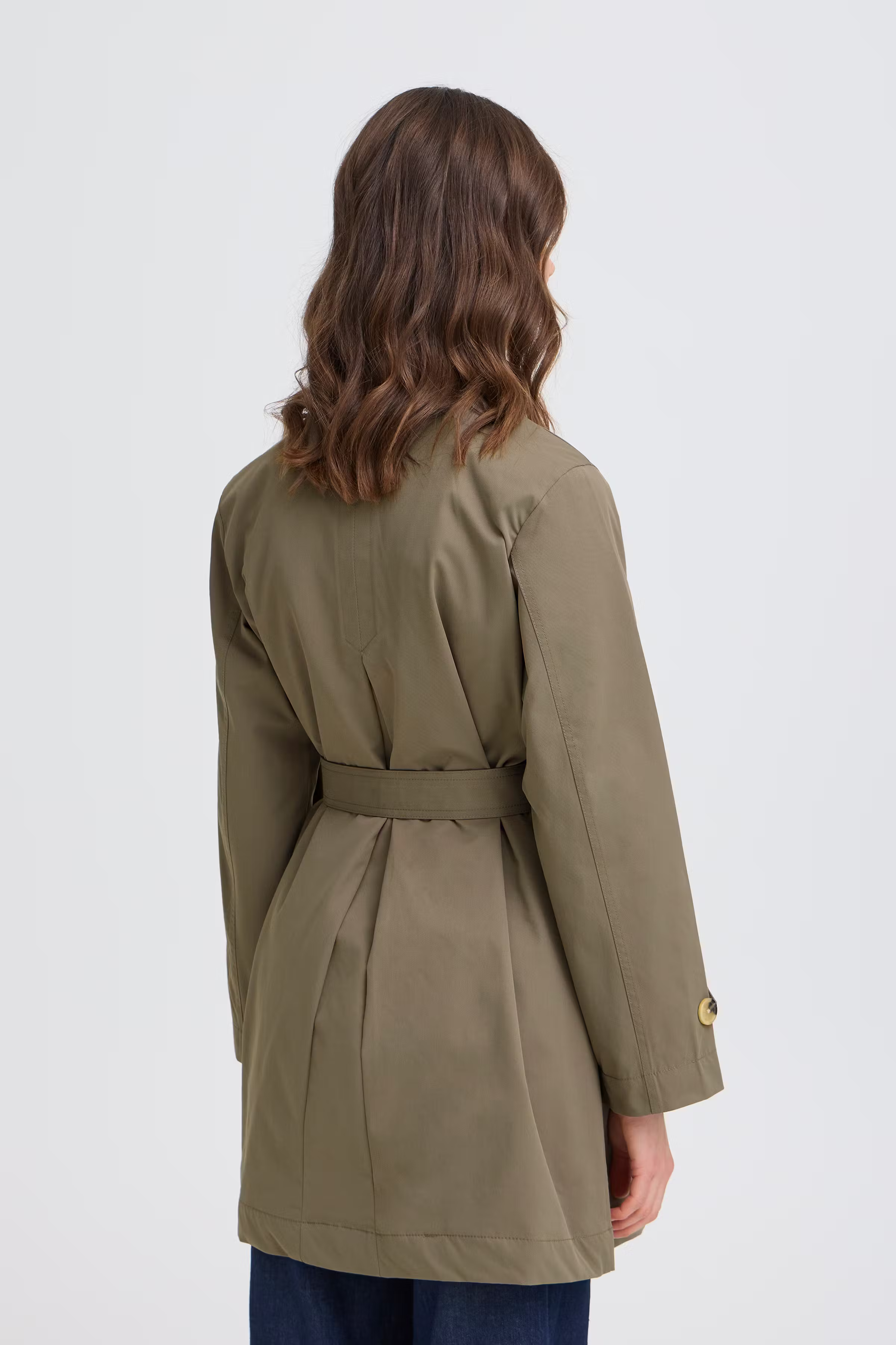 FRTRINA Outerwear LOOKBOOK BACK 20615658-180516