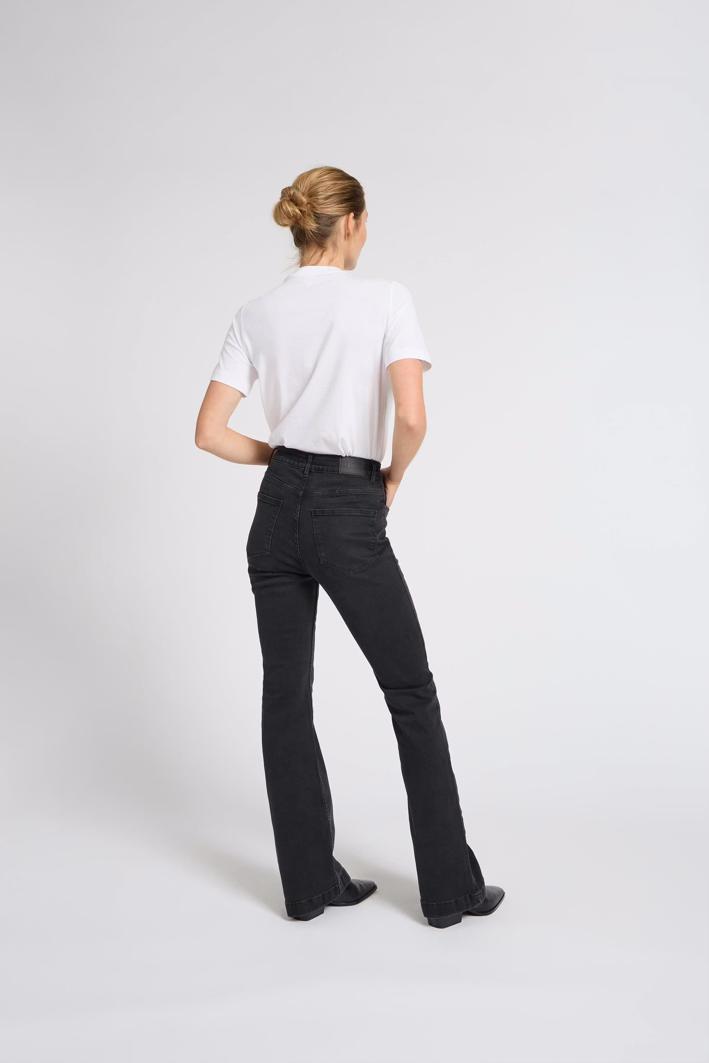 PZBECCA UHW Bootcut Leg LOCATION NONE 50207285-200004