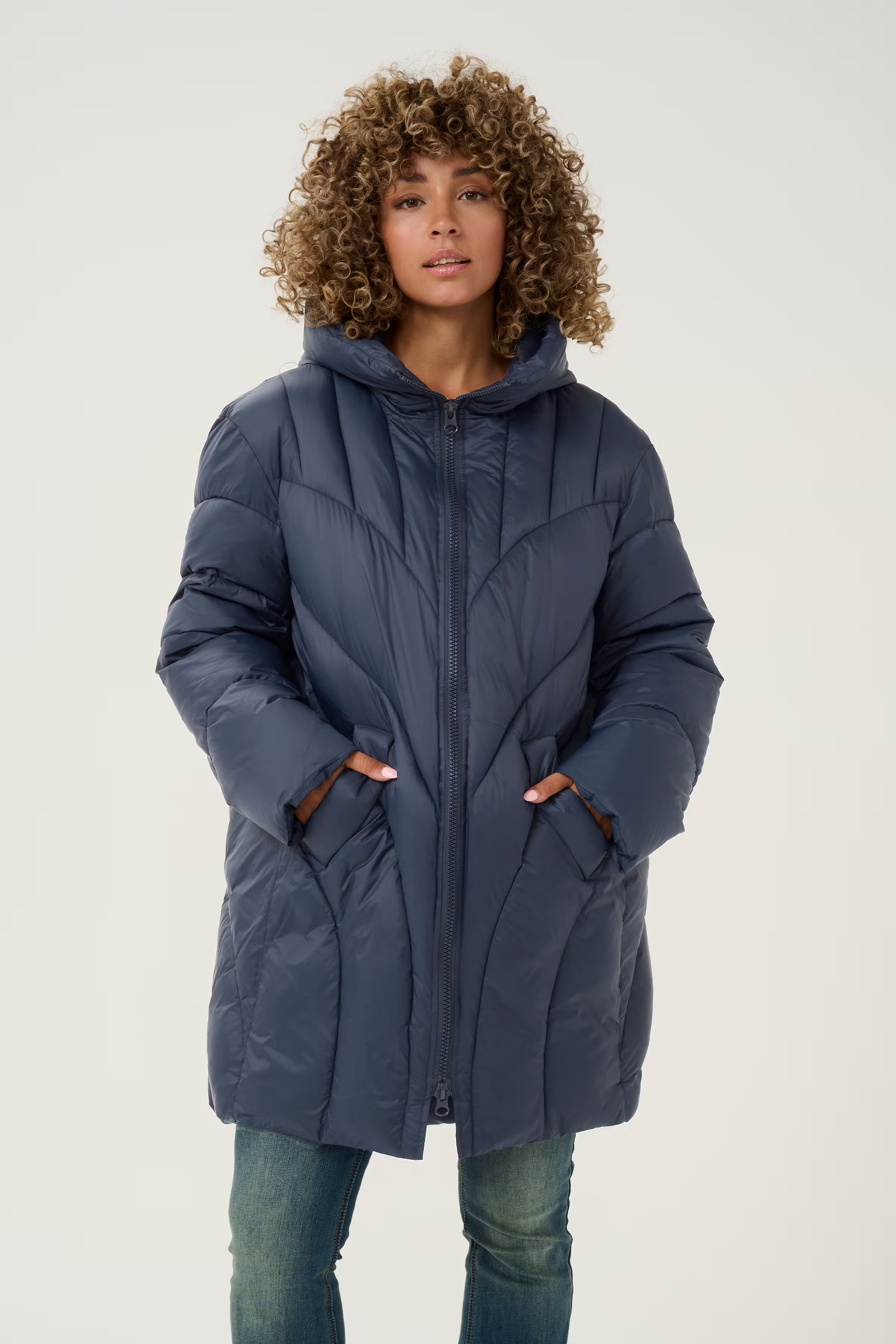 CRLuffu Outerwear LOOKBOOK FRONT 10613100-193922