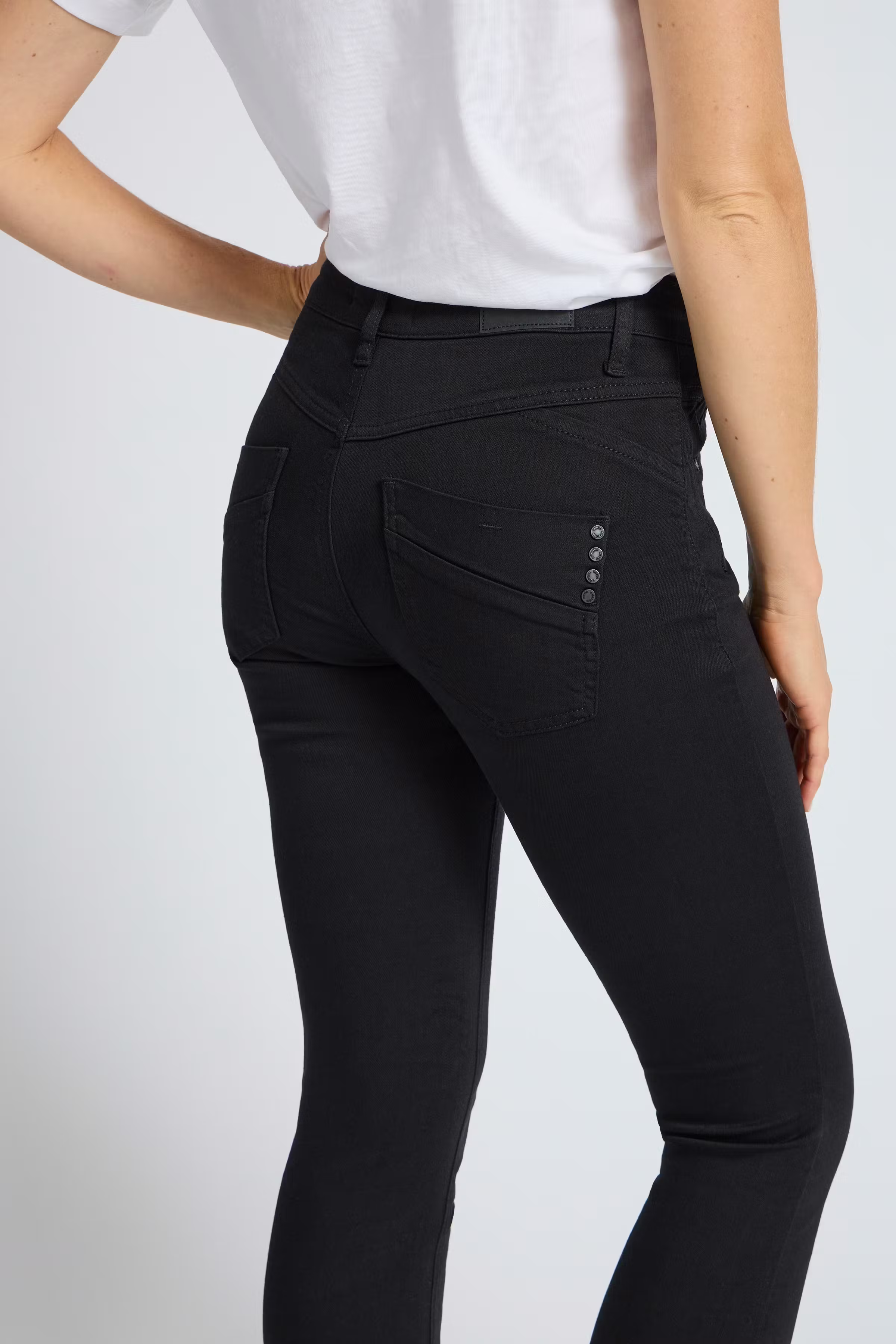 PZCARMEN HW Jeans Skinny Leg LOCATION NONE 50205664-200004