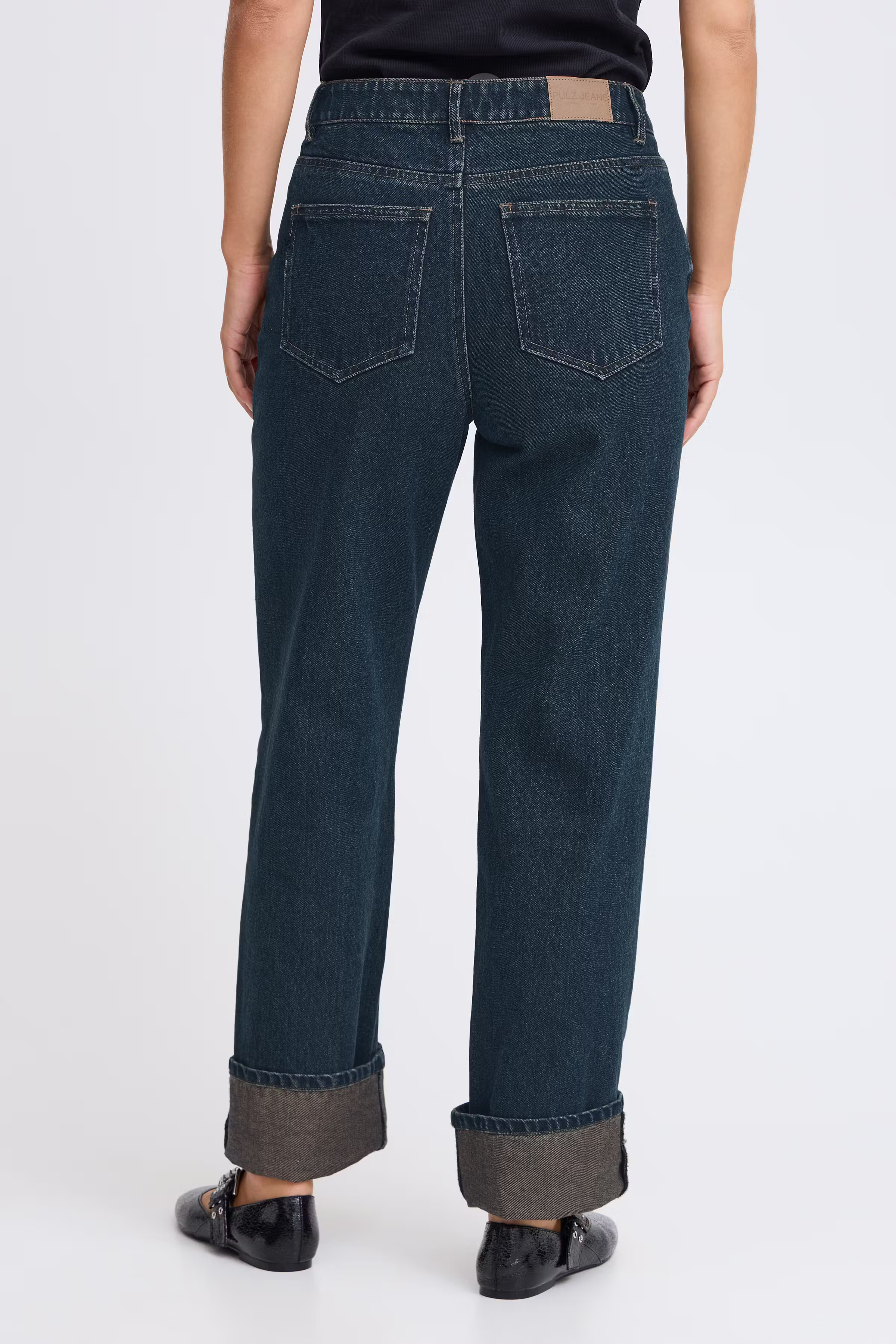 PZRINA UHW Jeans Wide Leg Turn up Leg LOOKBOOK BACK 50208585-202124