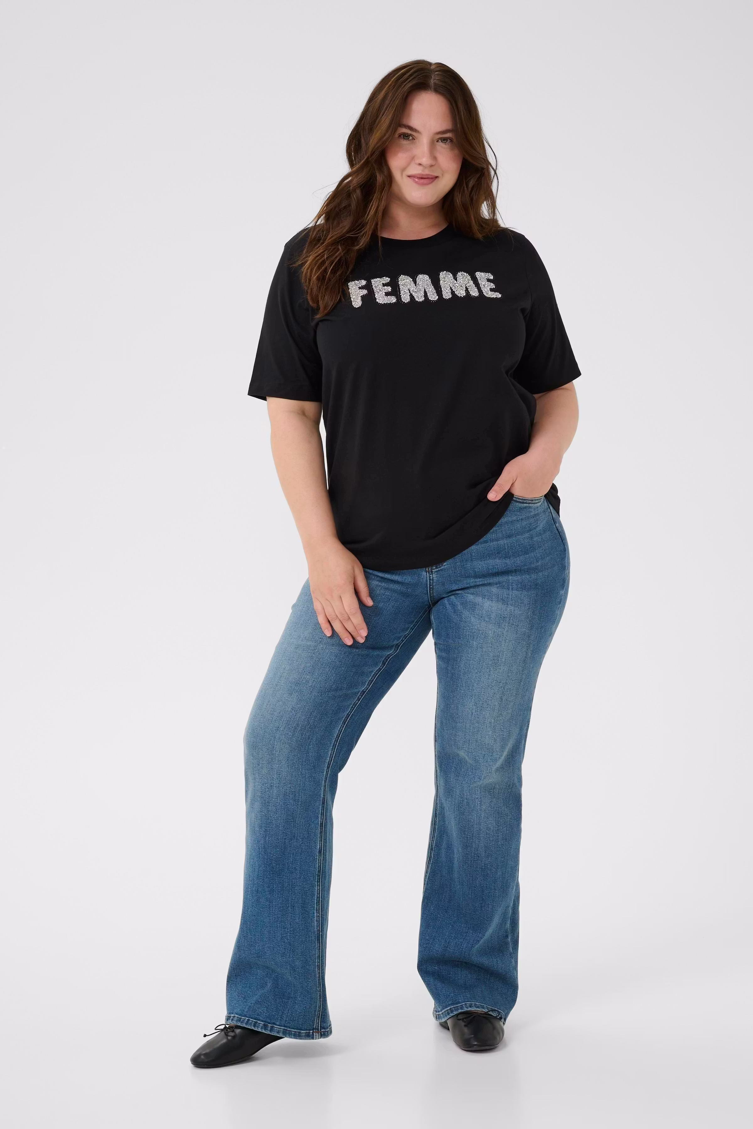 KCariana T-shirt LOOKBOOK FRONT 10583790-100121