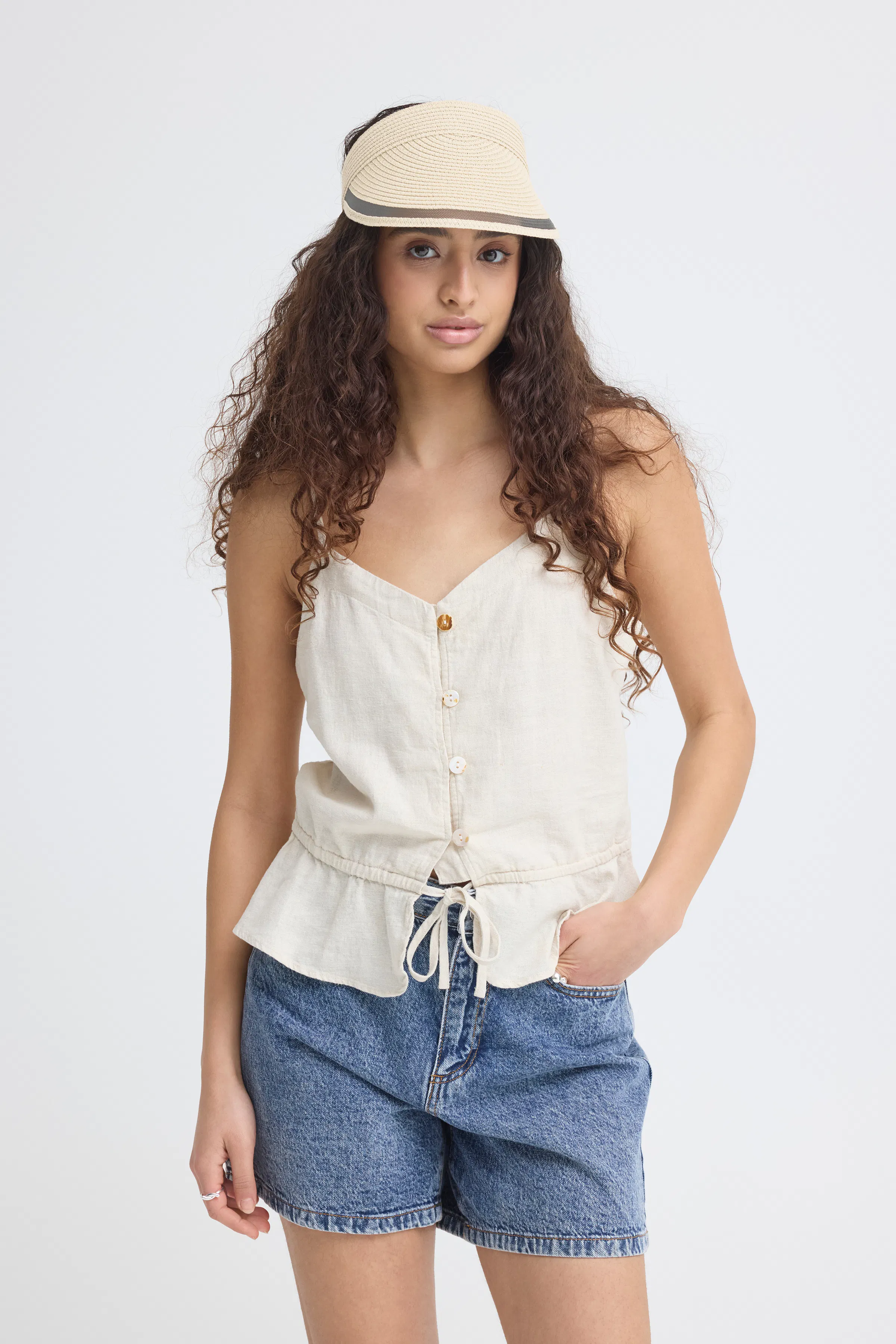 IAEBBA Hatt LOOKBOOK FRONT 20125686-161310
