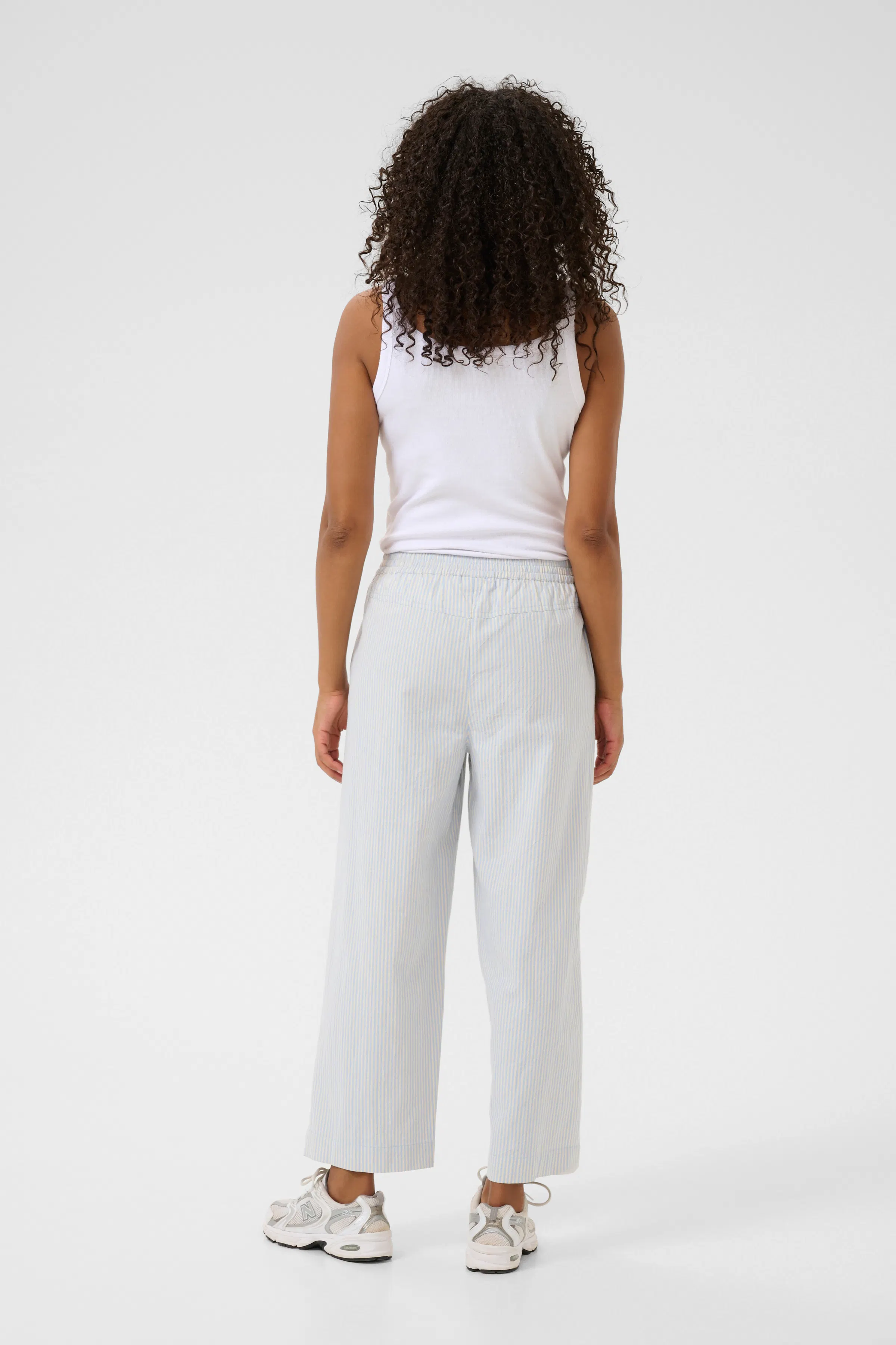 KAnaya Bukser LOOKBOOK BACK 10509009-107728