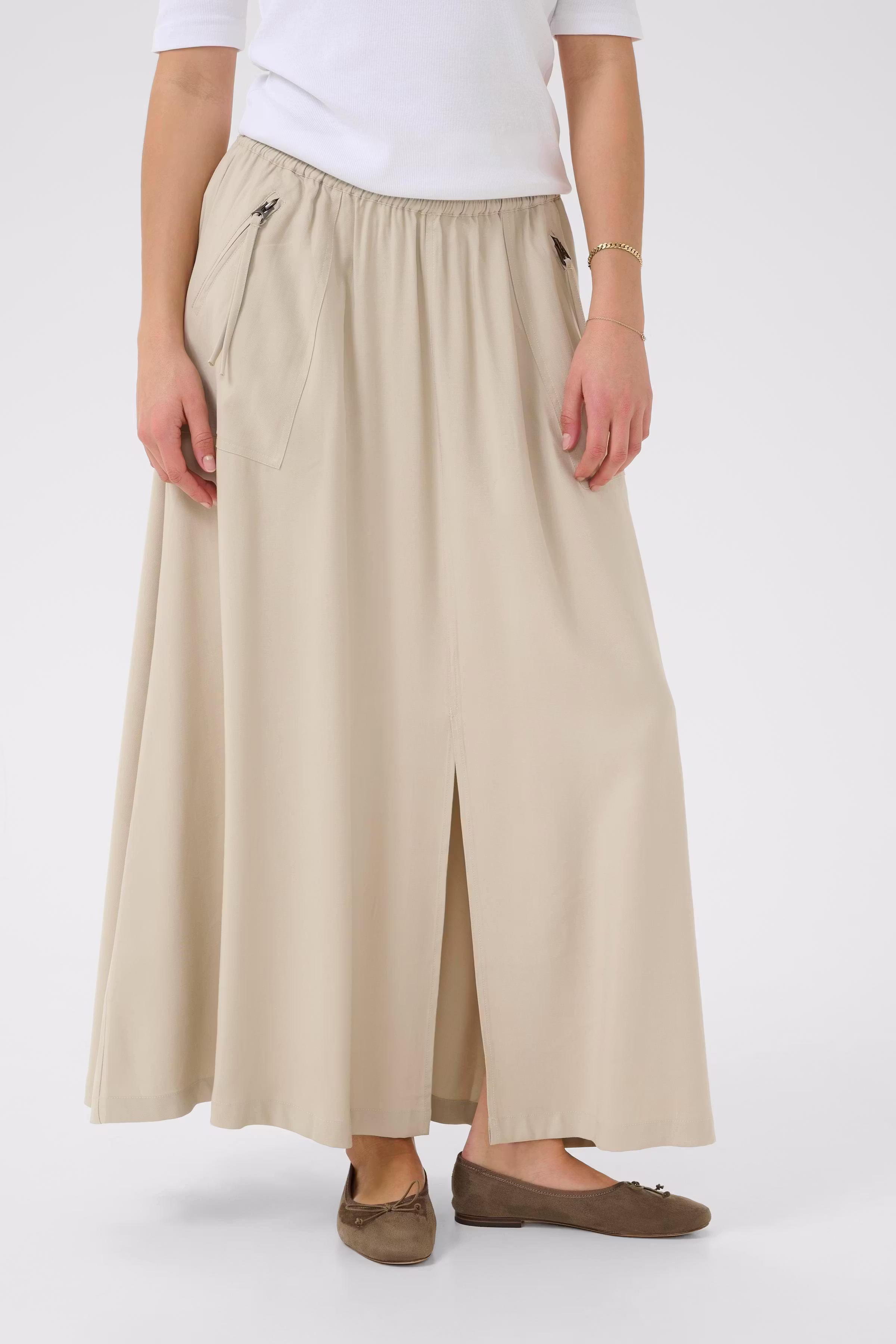 KAsonja Skjørt LOOKBOOK FRONT 10510116-151305