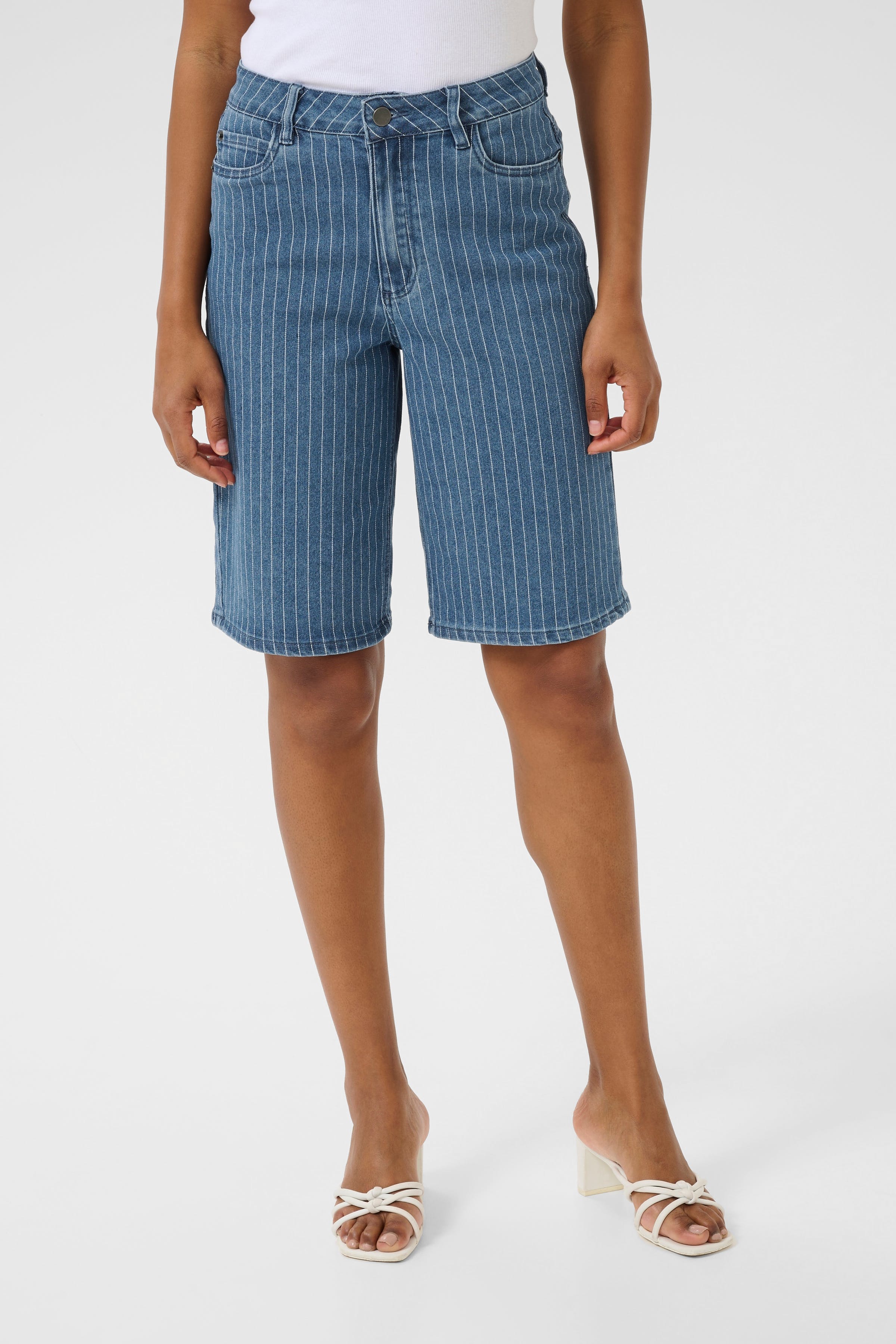 KAreece LOOKBOOK FRONT 10552415-108347