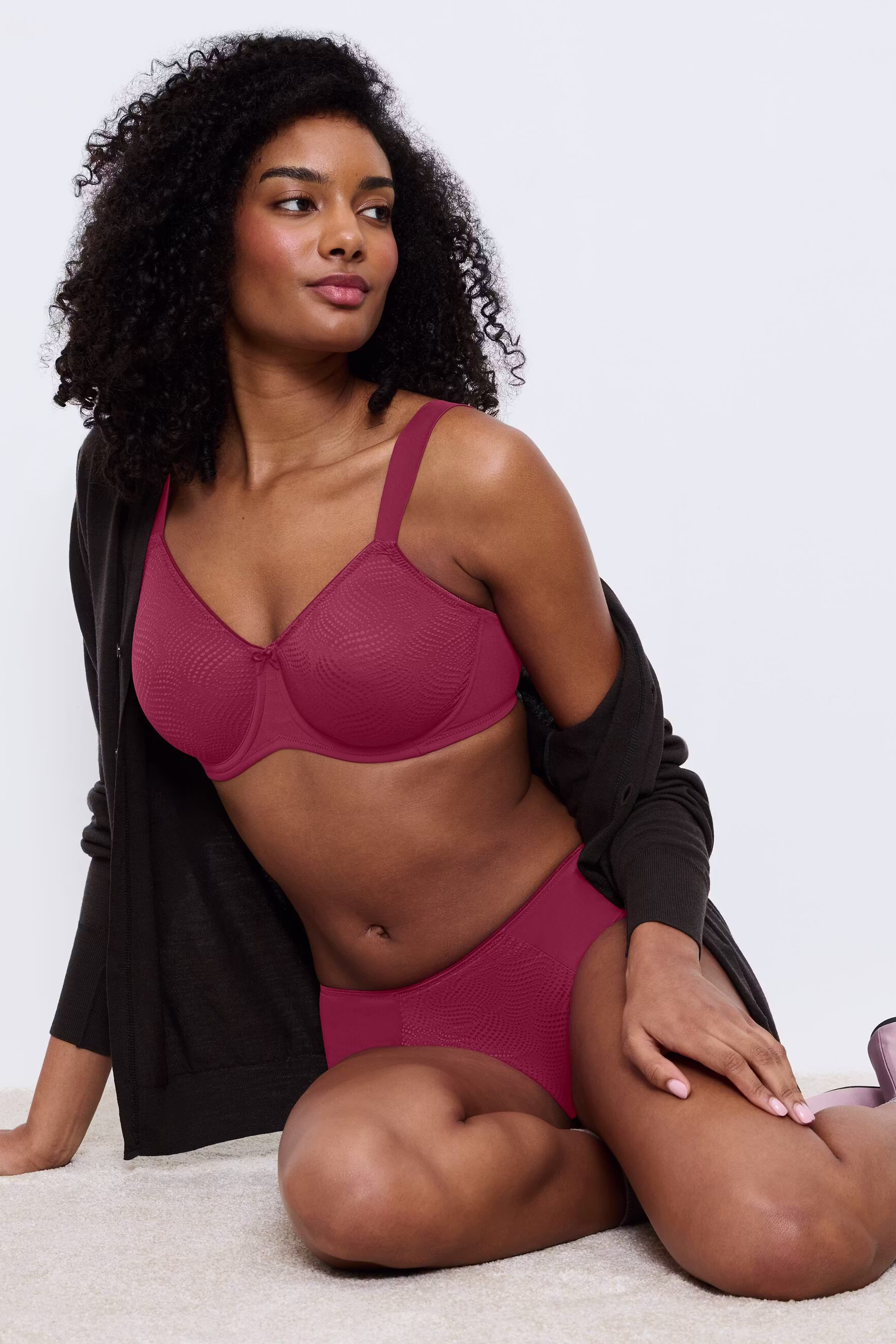 EssentialMinimizer BH LOOKBOOK FRONT 40500275-T6926