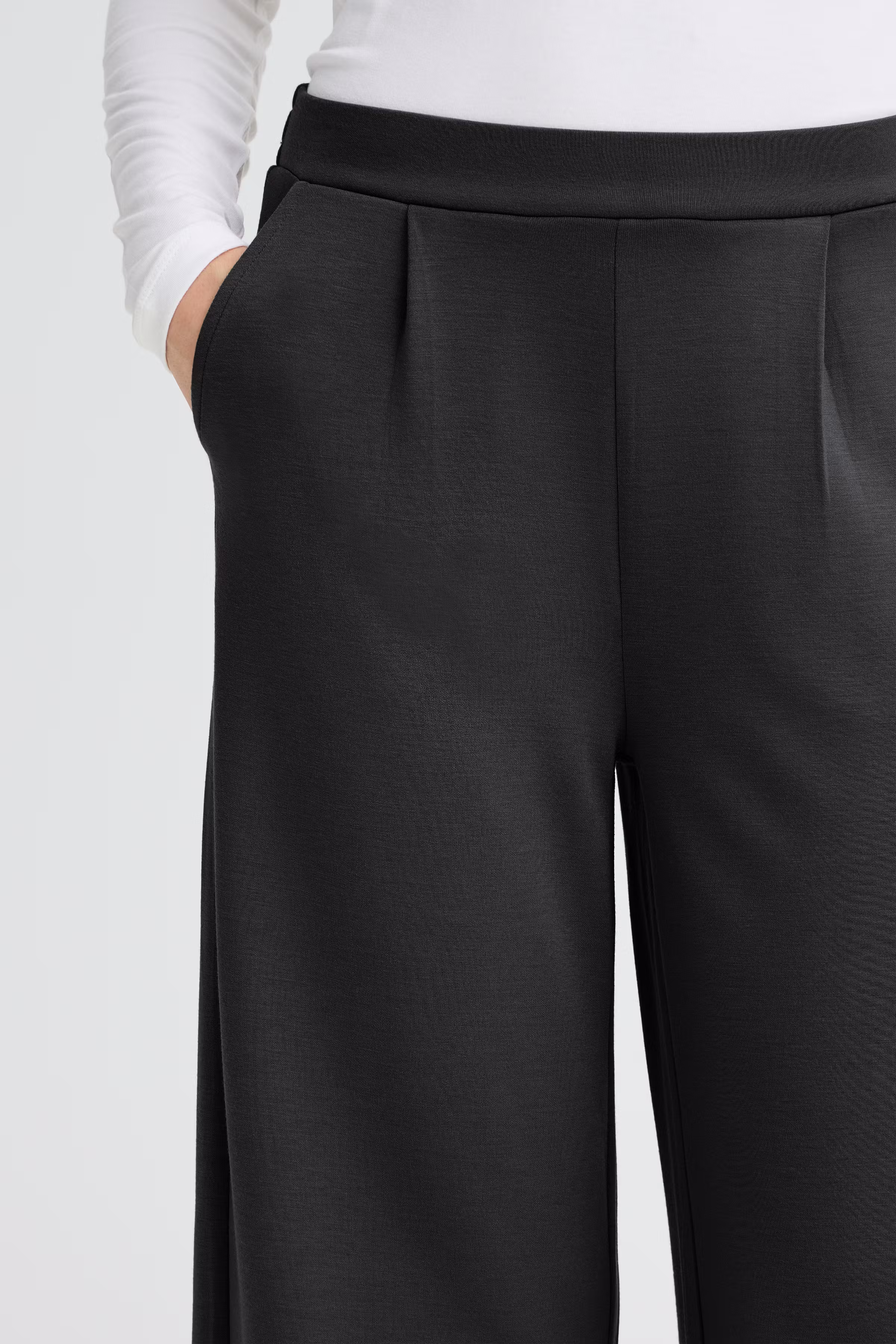 FRAURORA Trousers LOOKBOOK DETAIL 20615493-200113