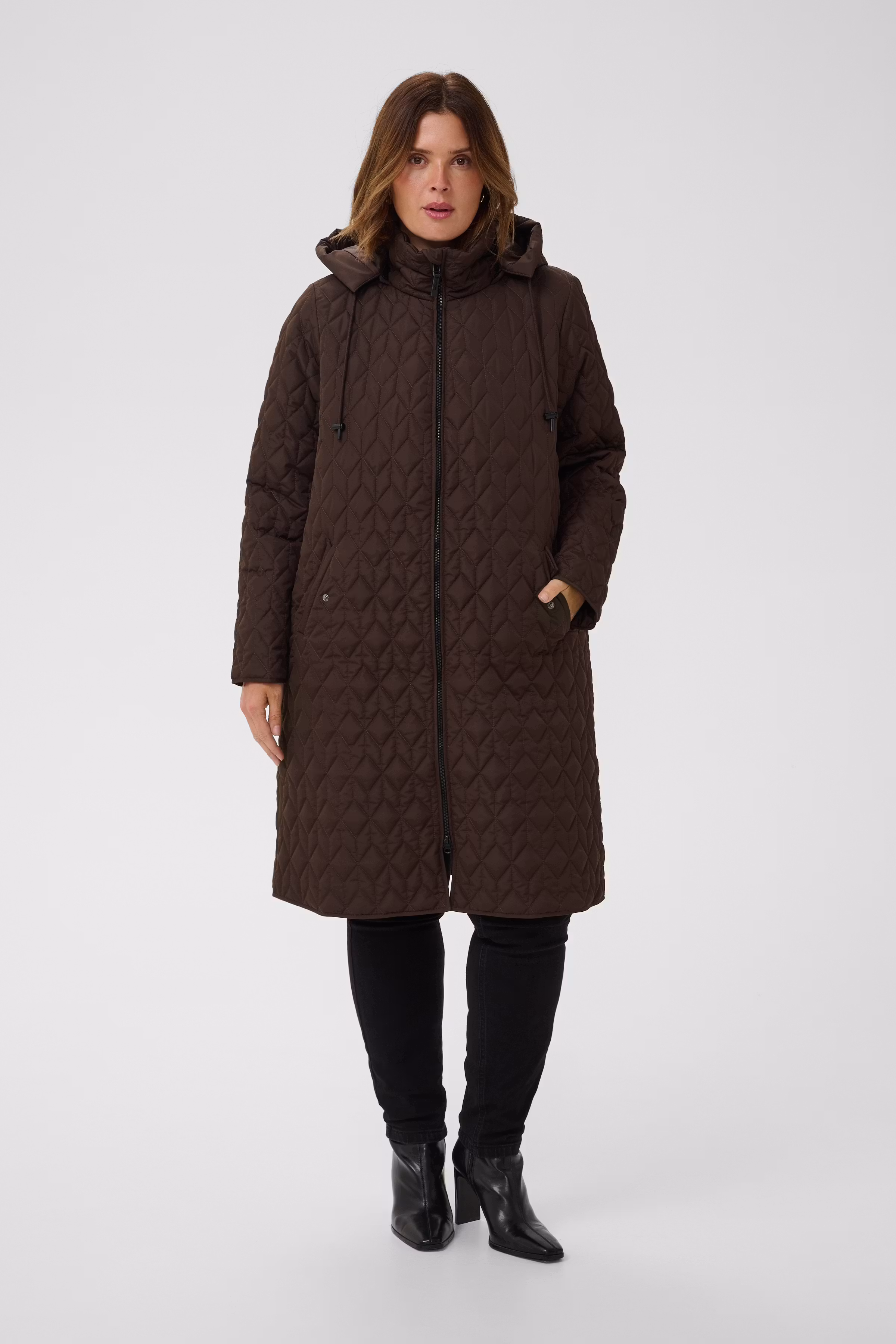 KCleina Outerwear LOOKBOOK FRONT 10583971-190915