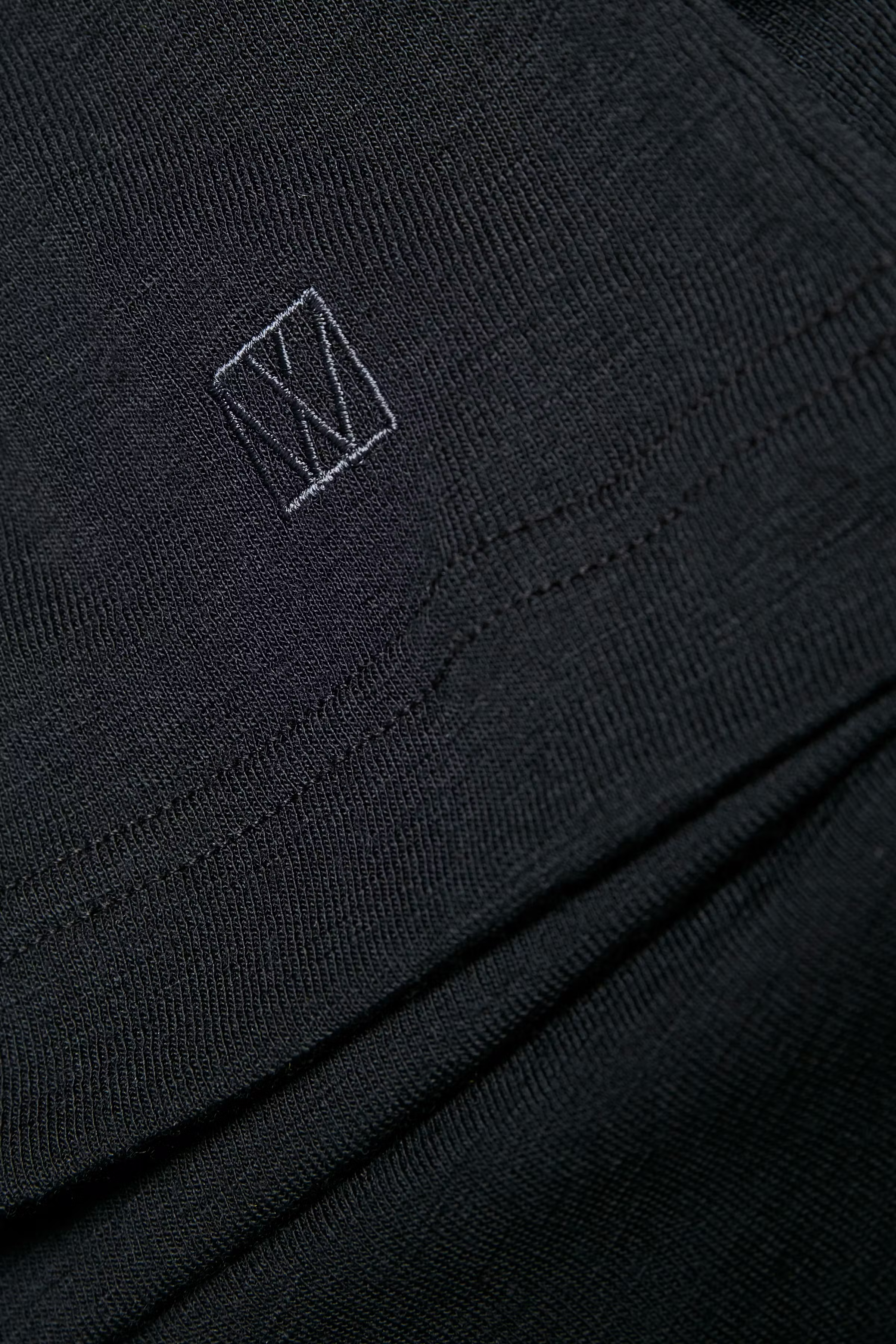 FangIW T-shirt PACK DETAIL 30106096-194008