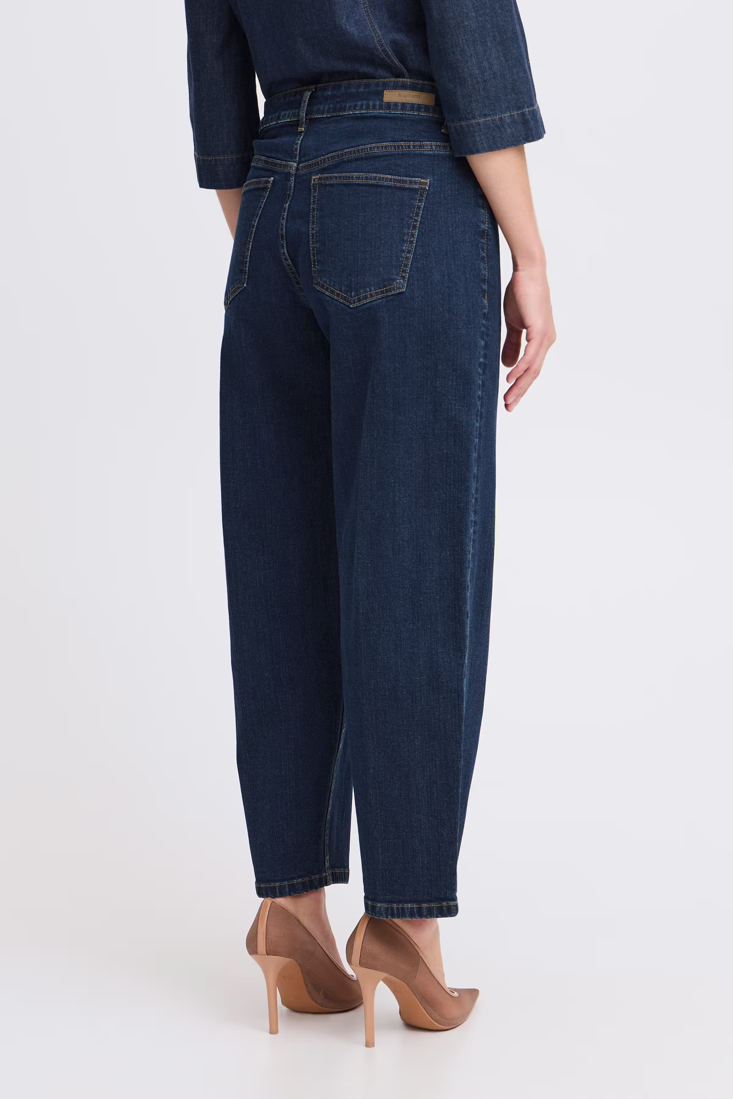 BYKOMMA Jeans LOOKBOOK BACK 20817027-205173