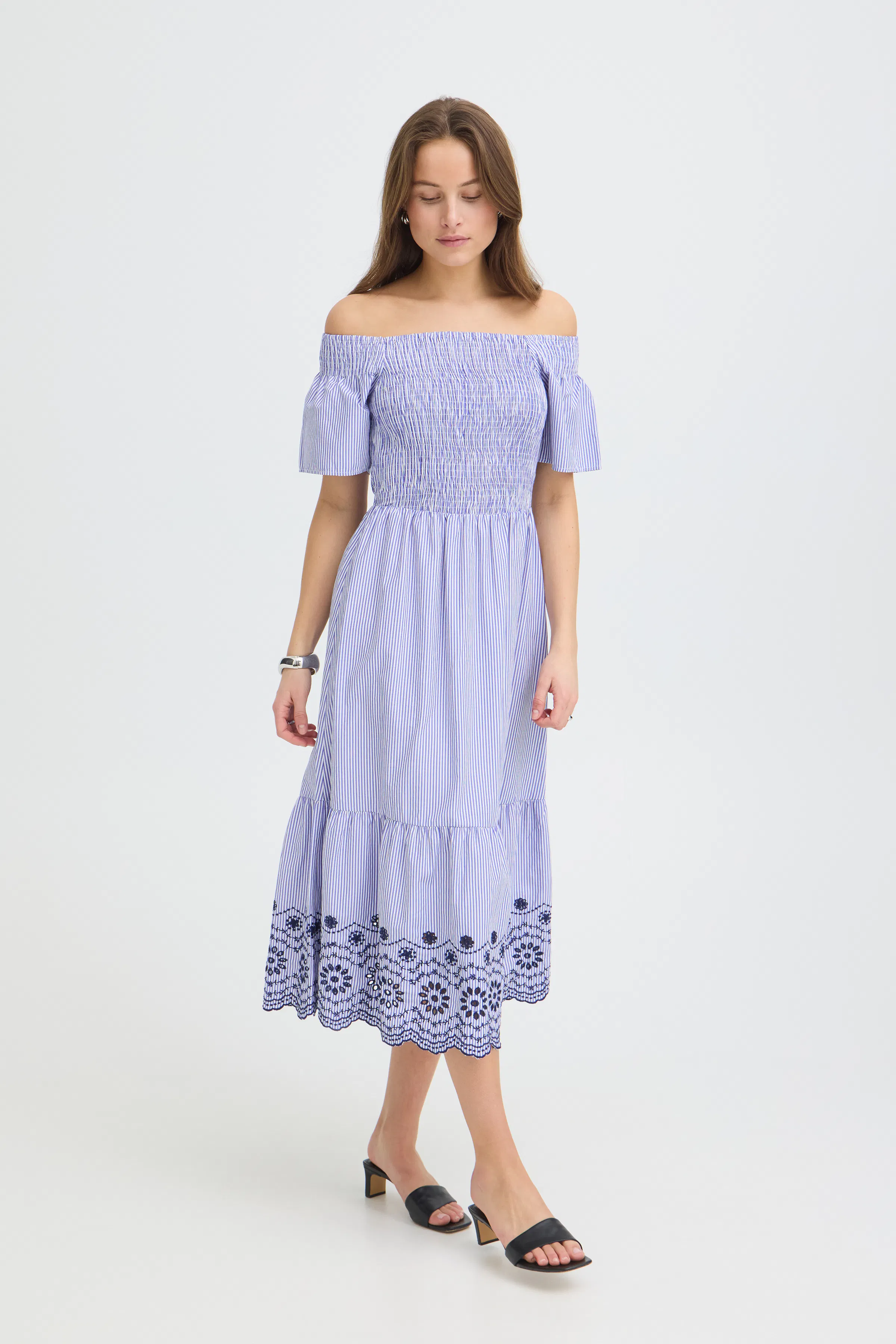 BYINZI Kjole LOOKBOOK FRONT 20819019-900008662