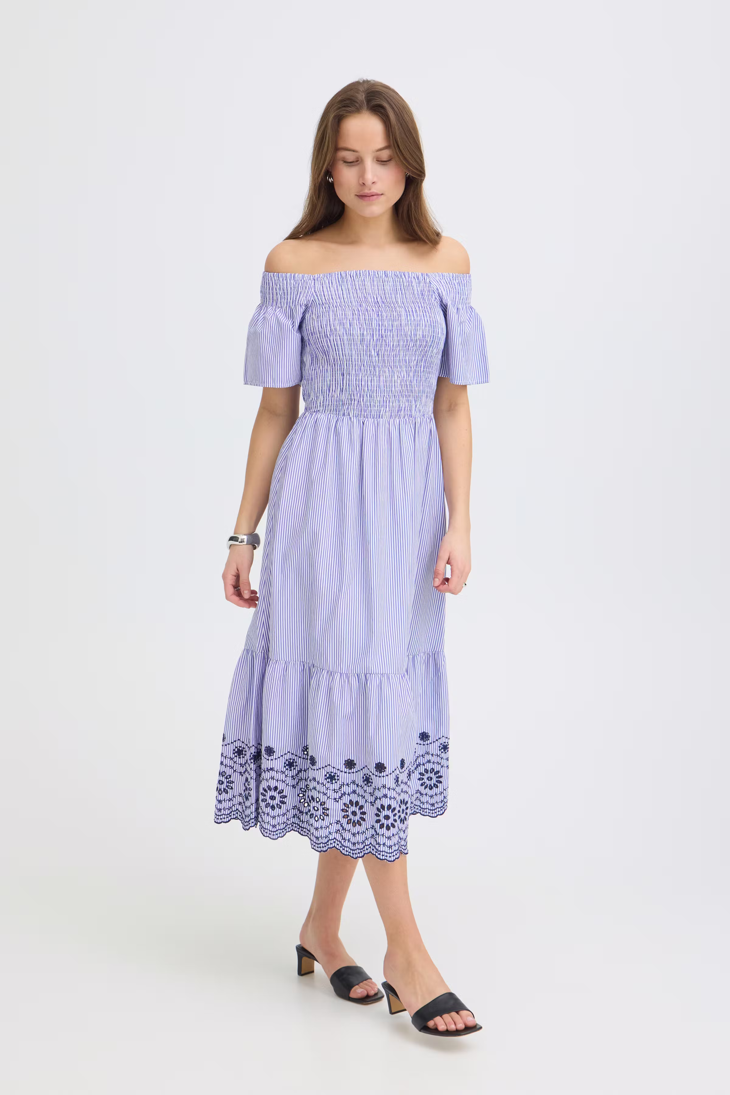 BYINZI Kjole LOOKBOOK FRONT 20819019-900008662