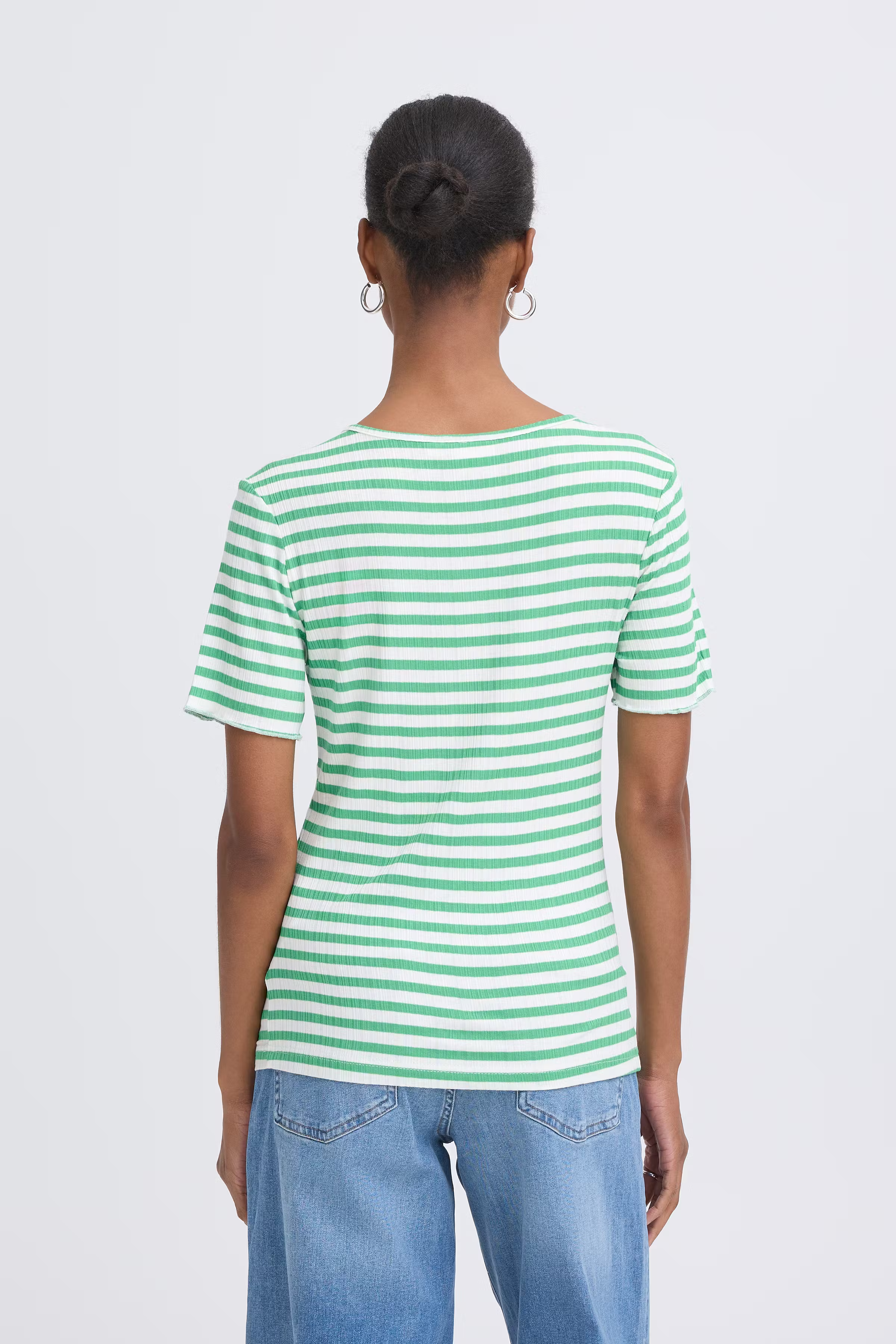 IHCELLA T-shirt LOOKBOOK BACK 20122818-900004588