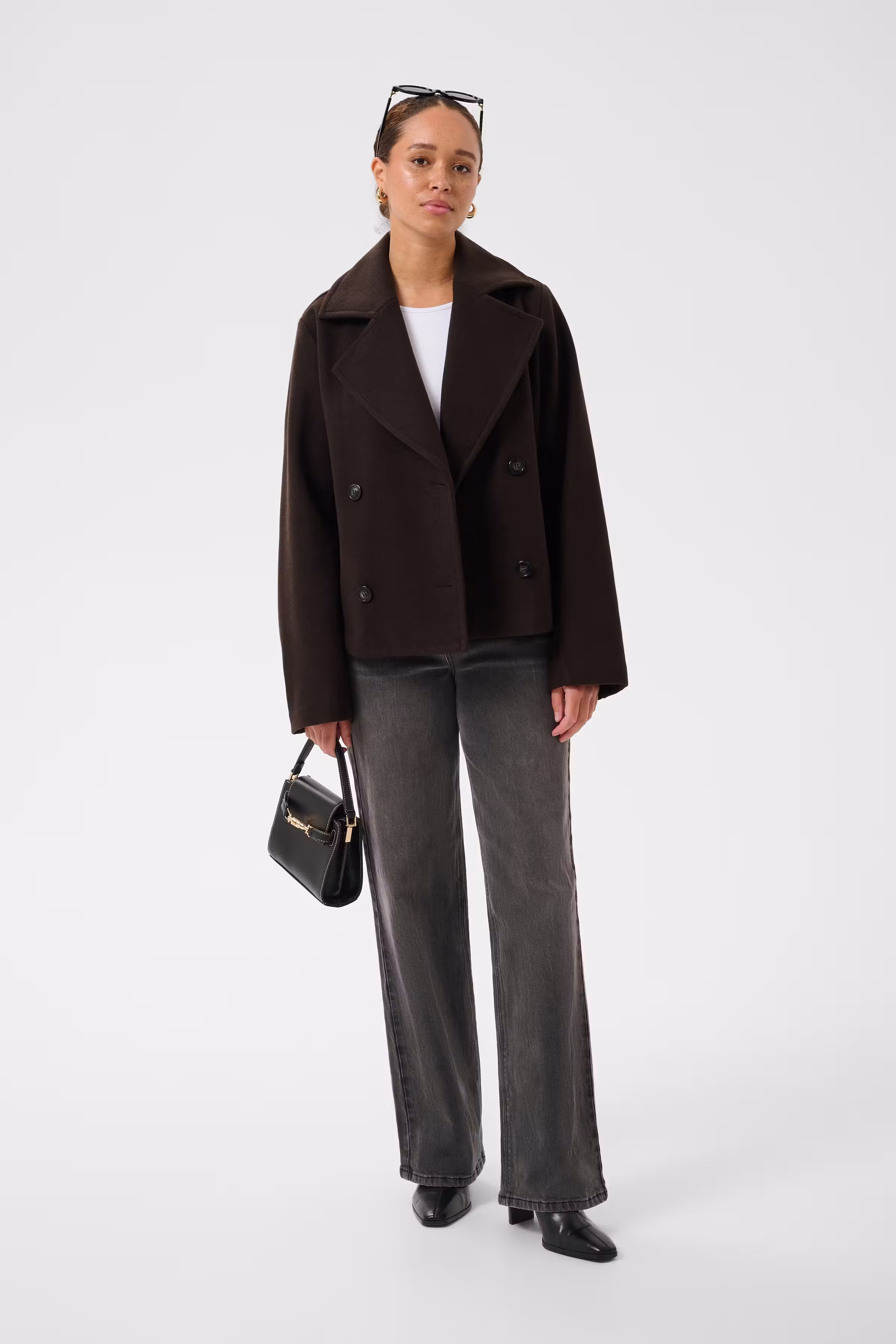 KAsaturn Mantel LOOKBOOK FRONT 10511860-190915